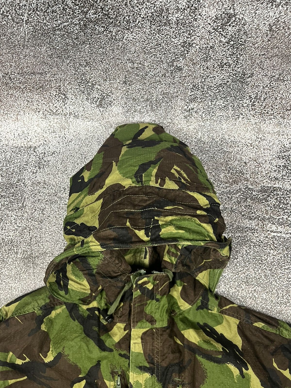Vintage British Army Jacket Smock Windproof DPM Woodland military Size US XL / EU 56 / 4 - 18 Thumbnail