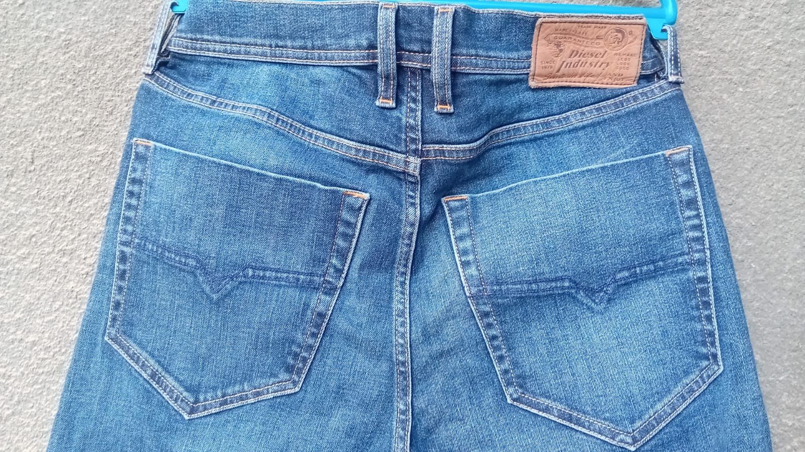 Diesel × Swagger Diesel Tepphar Slim Carrot Jeans sz 30x32 Size US 30 / EU 46 - 8 Thumbnail