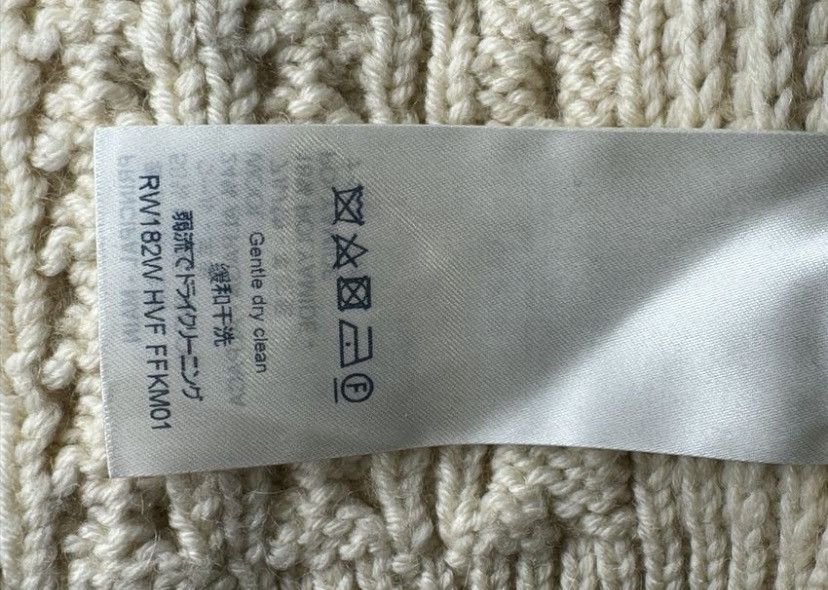 Louis Vuitton Louis Vuitton Detail Sweater Women Size S / US 4 / IT 40 - 7 Thumbnail