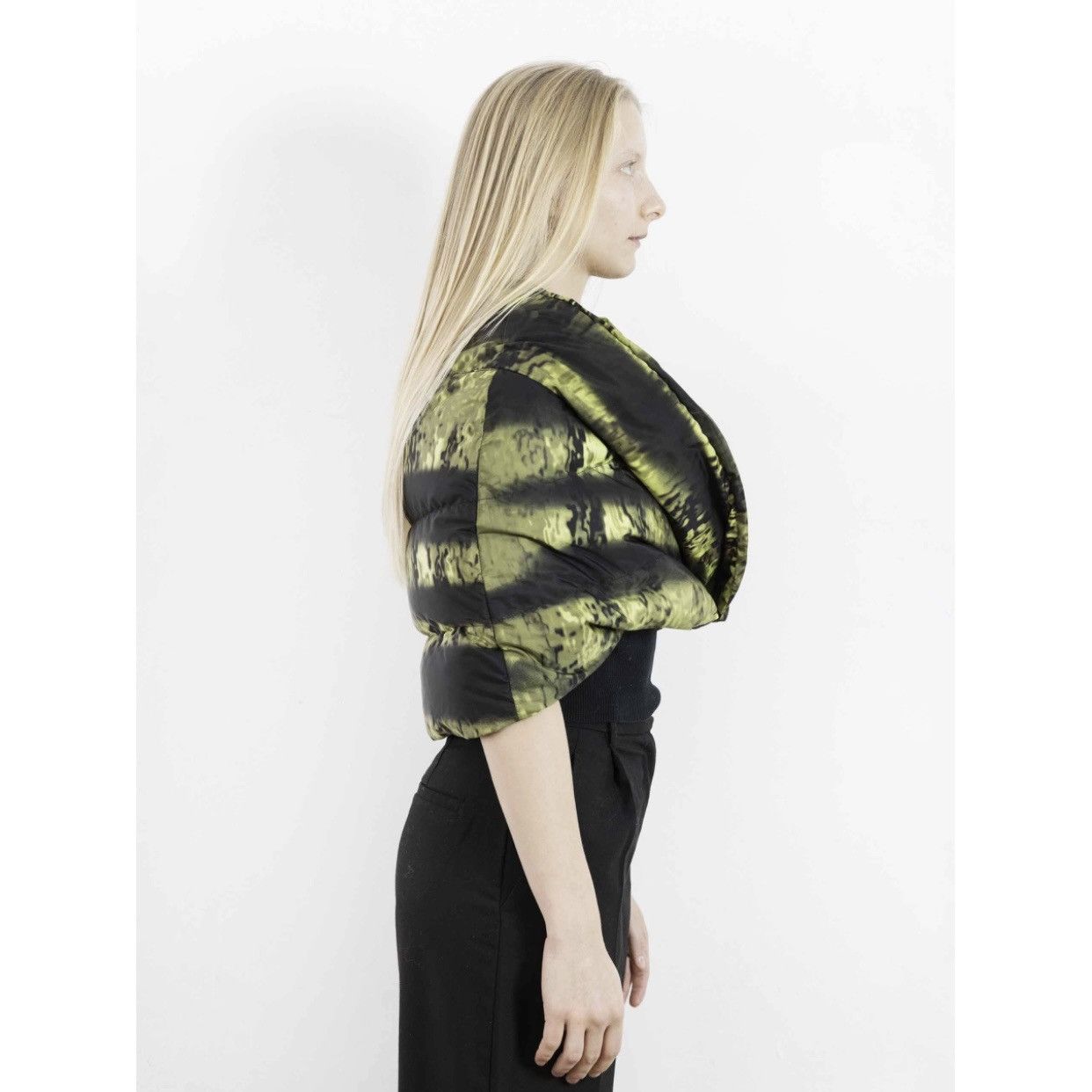 Prada Prada holographic print down jacket. Size XS / US 0-2 / IT 36-38 - 3 Thumbnail