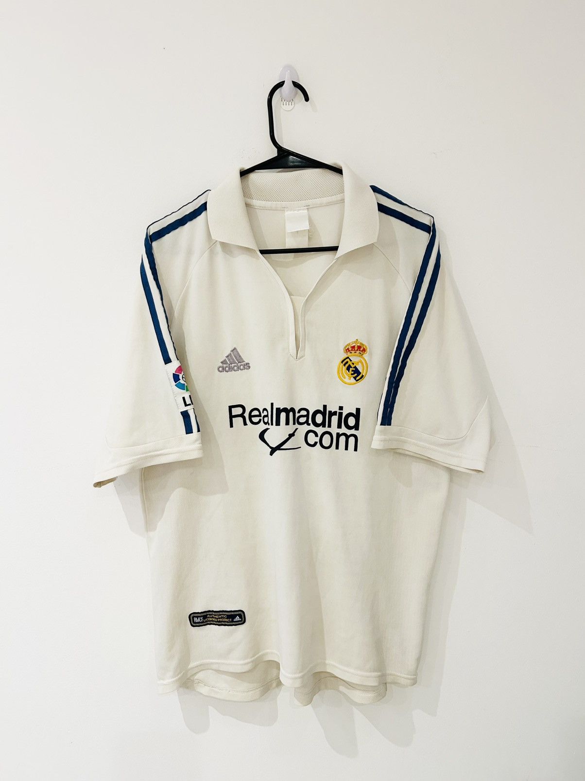 Adidas × Vintage Real Madrid 2001/02 Home jersey Size US L / EU 52-54 / 3 - 1 Thumbnail