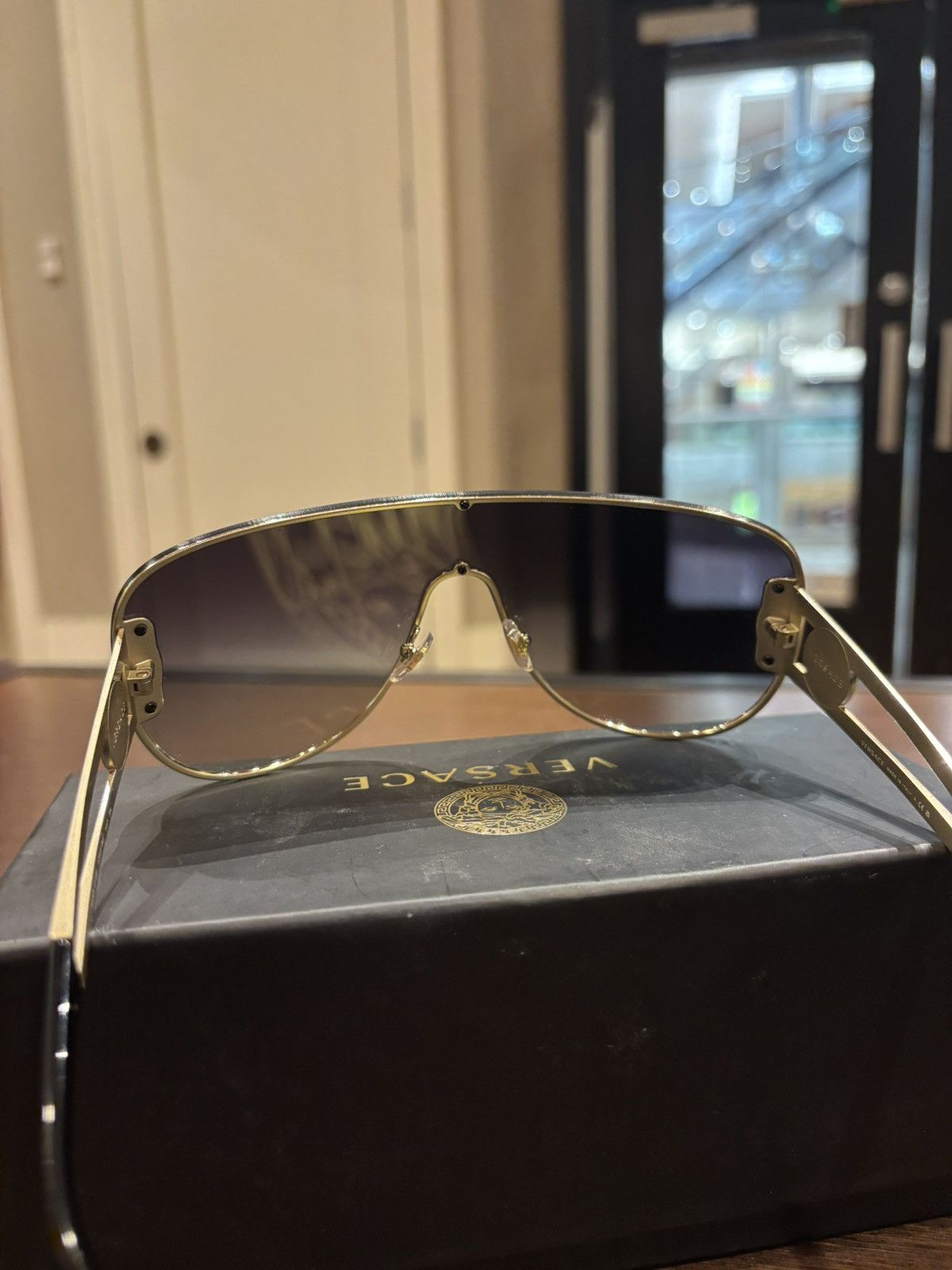 Versace Versace Gold Motif Sunglasses Size ONE SIZE - 8 Thumbnail