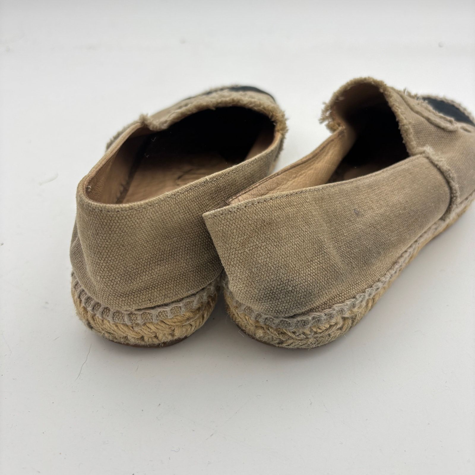 Chanel Chanel CC Logo Canvas Black Cap Toe Espadrilles Slip Ons 37 Size US 6.5 / IT 36.5 - 11 Thumbnail