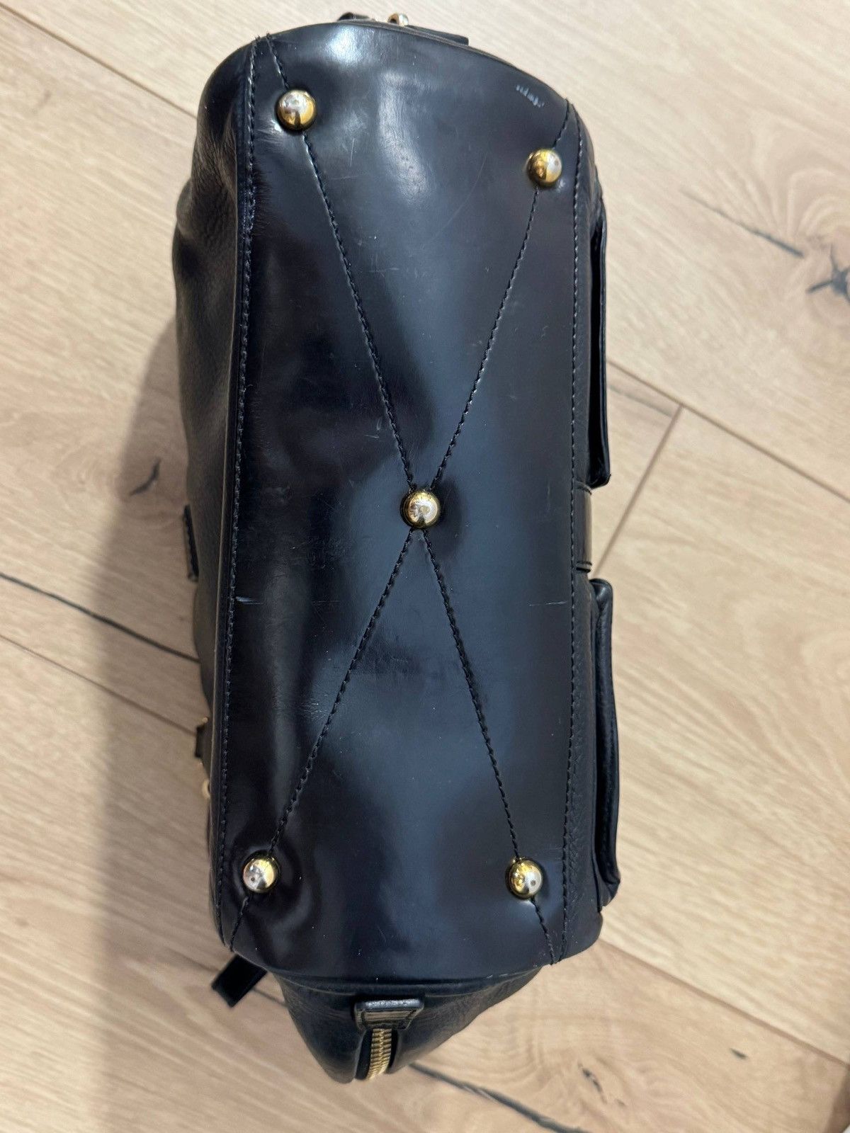 Loewe Luxury Vintage 2002 Handle Bag Loewe Amazon Leather Bag Size ONE SIZE - 15 Thumbnail
