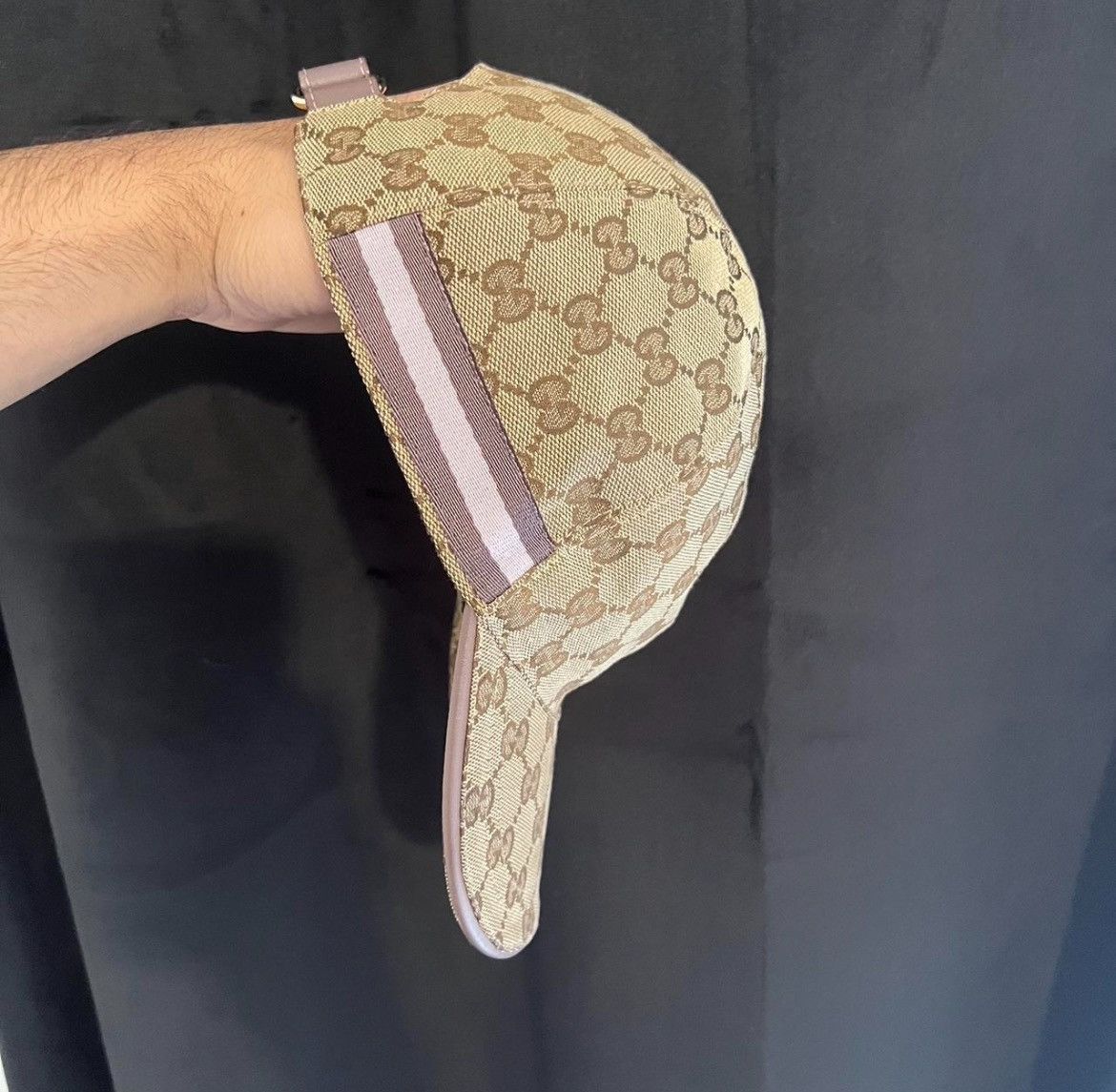 Gucci Limited Edition Gucci Cap Size ONE SIZE - 2 Thumbnail