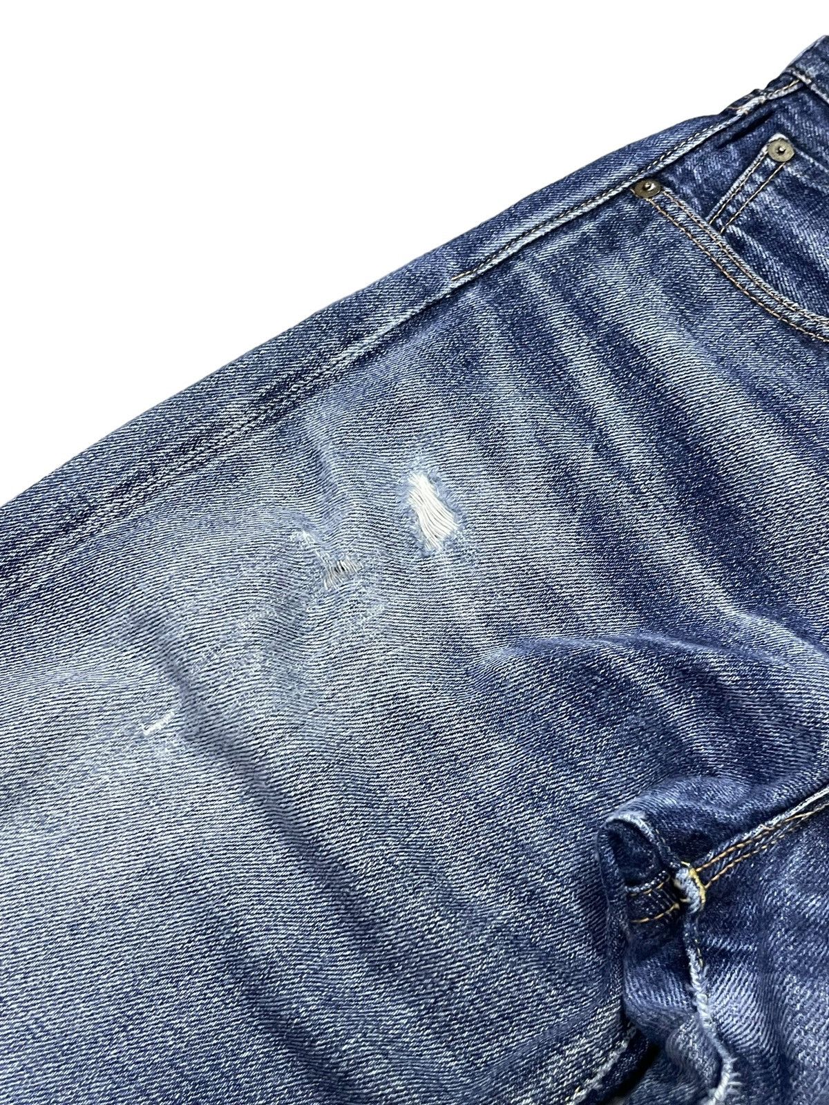 Levi's × Vintage Vintage Levis 505 Big E Selvedge Distressed Jeans Size US 30 / EU 46 - 9 Thumbnail