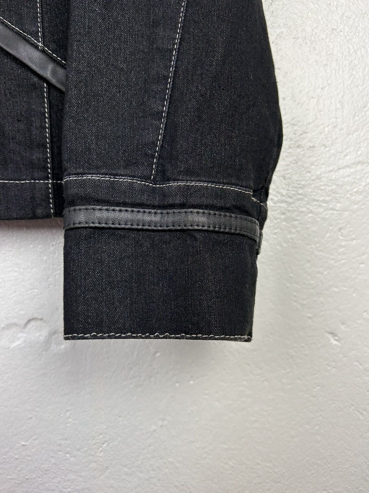 MCM Vintage MCM Jeans Denim Luxury Trucker Jacket Size 42 Size M / US 6-8 / IT 42-44 - 7 Thumbnail