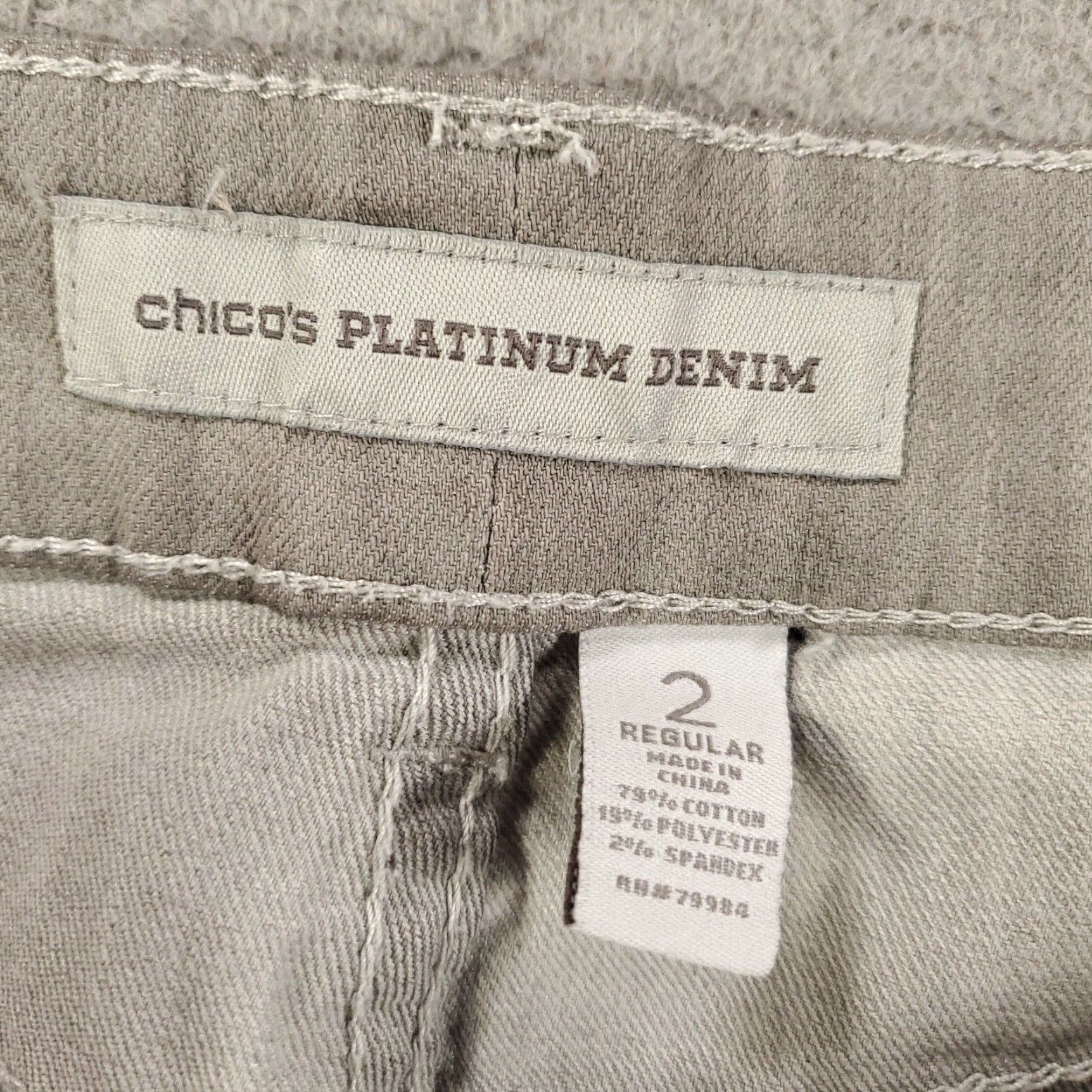 Vintage Chicos Jeans Womens 12 Large Embellished Rhinestones Allover Gray Platinum Size 36" / US 14 / IT 50 - 7 Thumbnail
