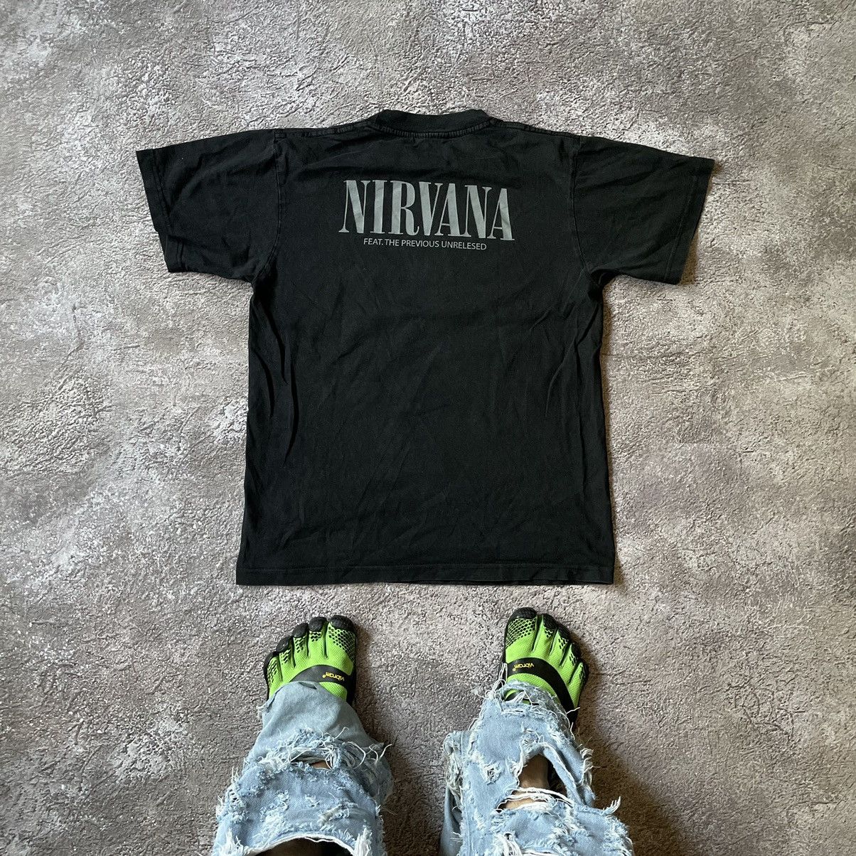 Vintage Vintage 90s Nirvana Graphic Tee Sun Faded Grunge Baggy M Size US M / EU 48-50 / 2 - 7 Thumbnail
