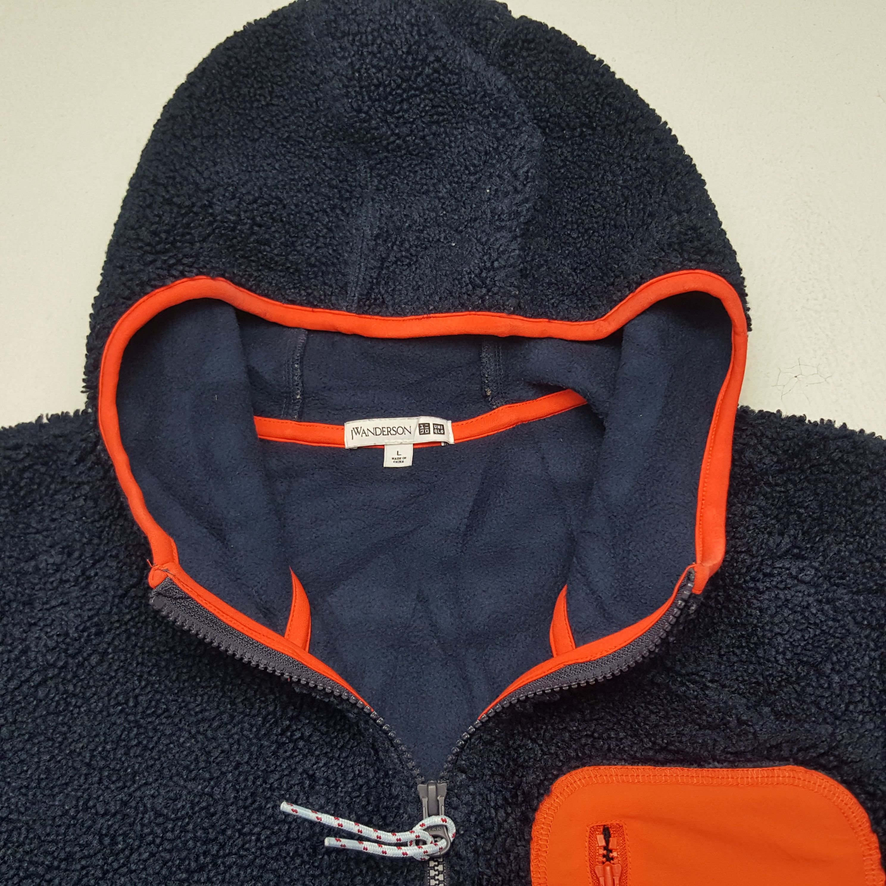 JW Anderson × Japanese Brand × Vintage Vintage J.W.Anderson X Uniqlo Japanese Sherpa Hoodies Size US L / EU 52-54 / 3 - 4 Thumbnail