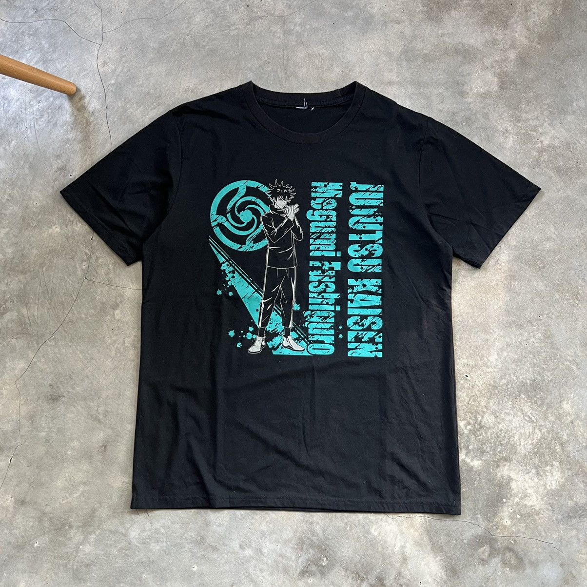 Anime Vintage Jujutsu Kaisen Megumi Fushiguro T shirt Size US M / EU 48-50 / 2 - 1 Thumbnail