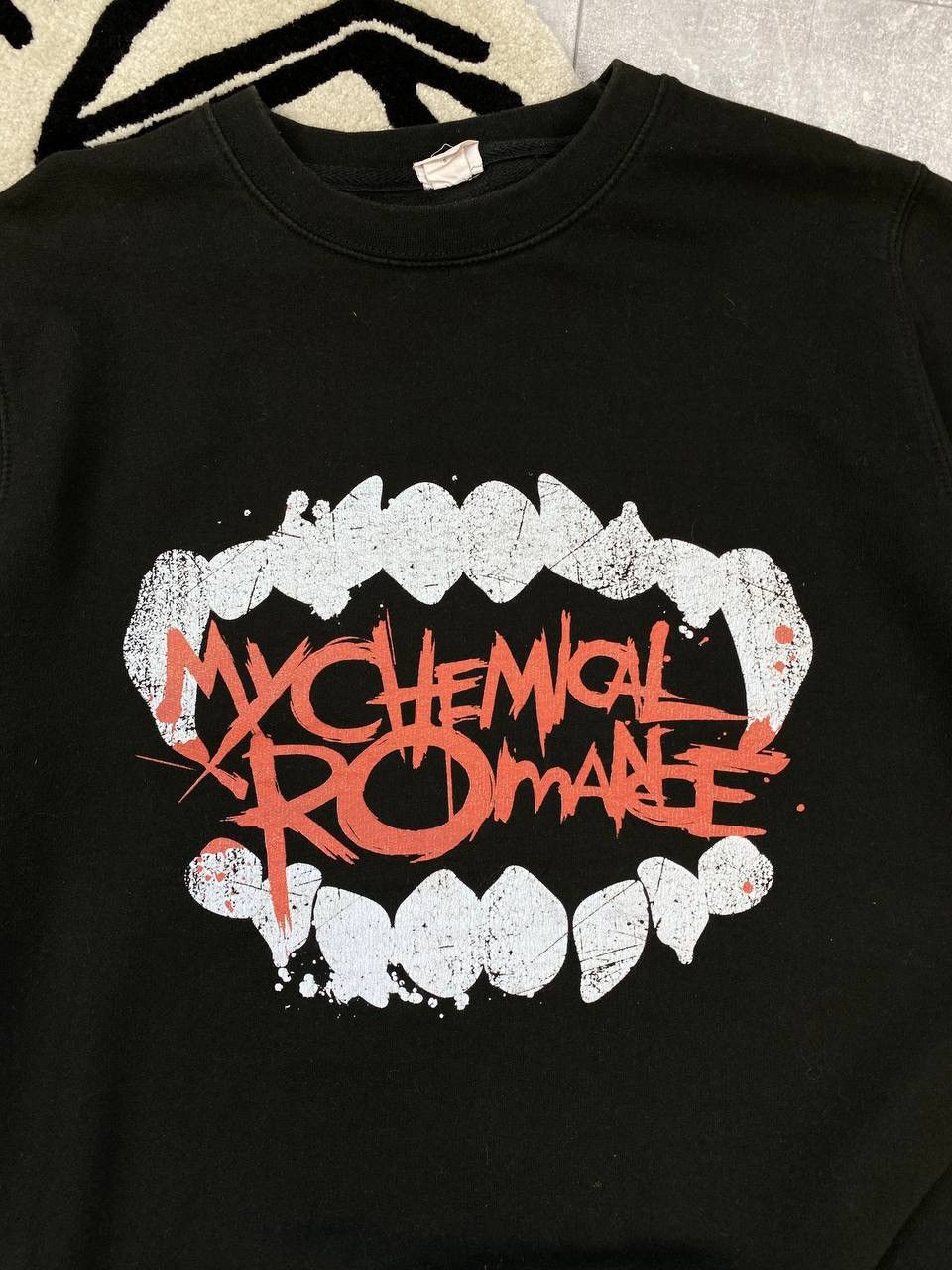 Band Tees × My Chemical Romance × Vintage Vintage Y2K My Chemical Romance MCR Rock Band Sweatshirt Size US S / EU 44-46 / 1 - 2 Thumbnail
