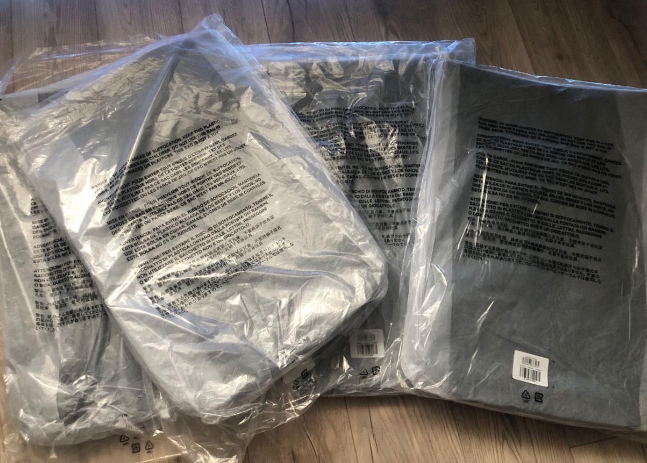 Balenciaga × Gap × Yeezy Yeezy Gap Engineered by Balenciaga Dry Bag Size ONE SIZE - 2 Thumbnail