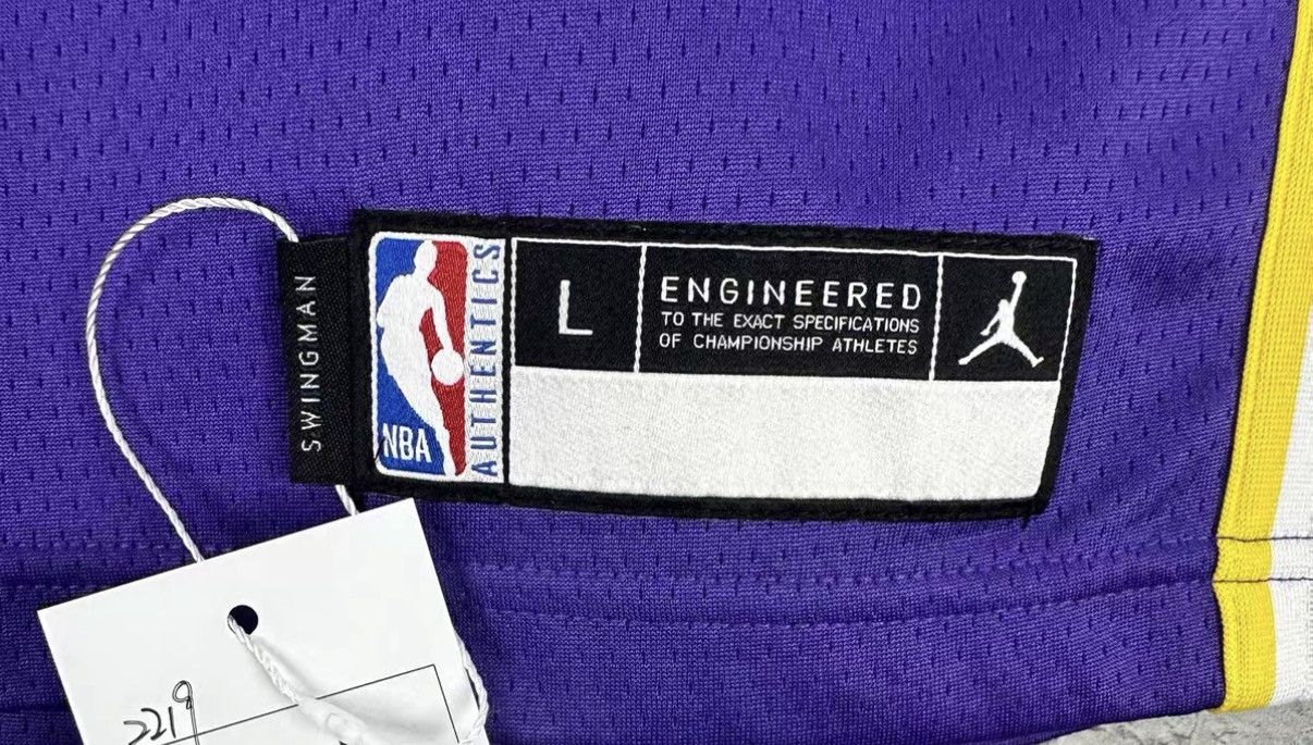Nike Nike NBA Lakers James No.23 Fan Edition Jersey J42 Size US L / EU 52-54 / 3 - 5 Thumbnail