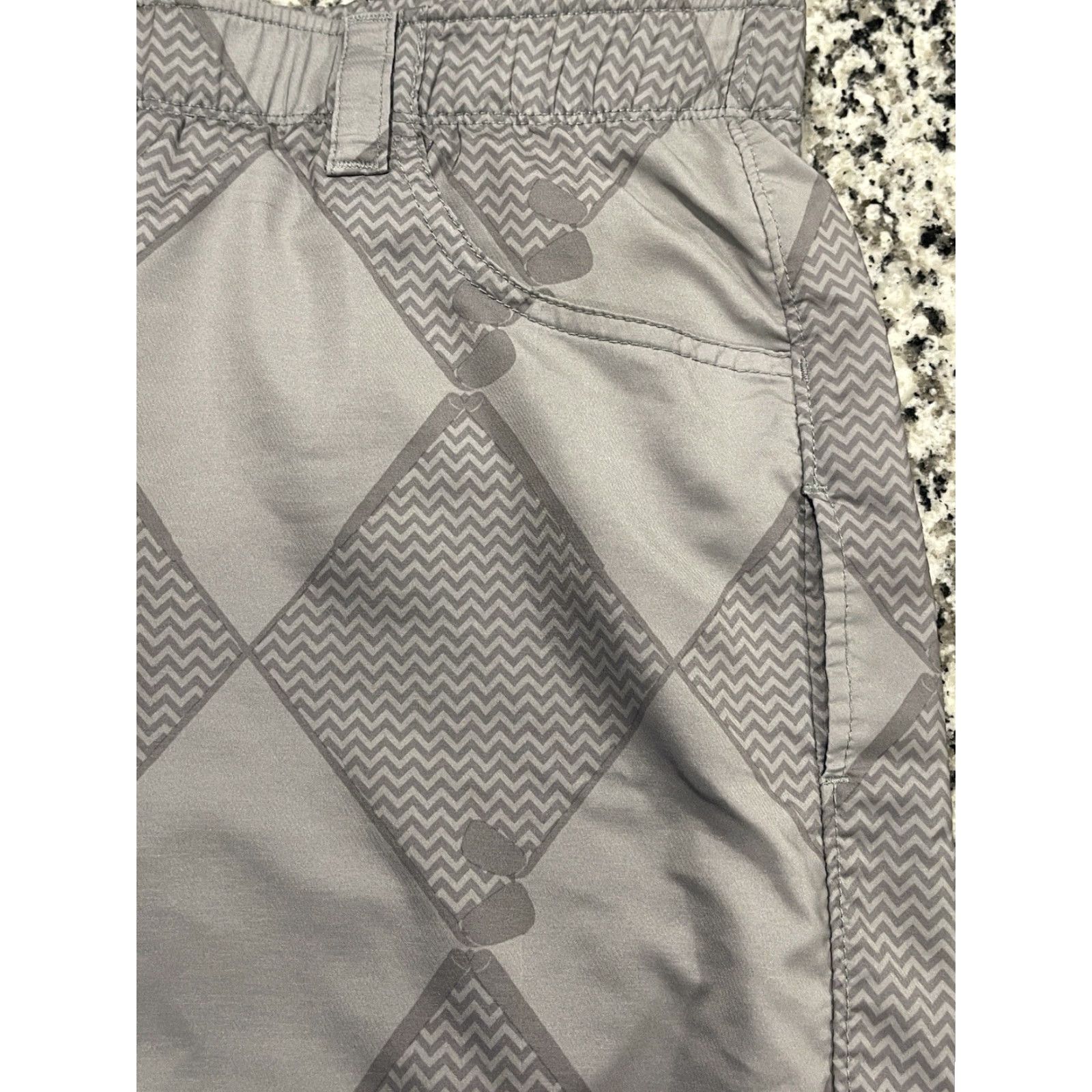 Vintage William Murray Golf Shorts Mens 40x11 Gray Straight Fit Chino Tartan Trim Size US 40 / EU 56 - 2 Thumbnail