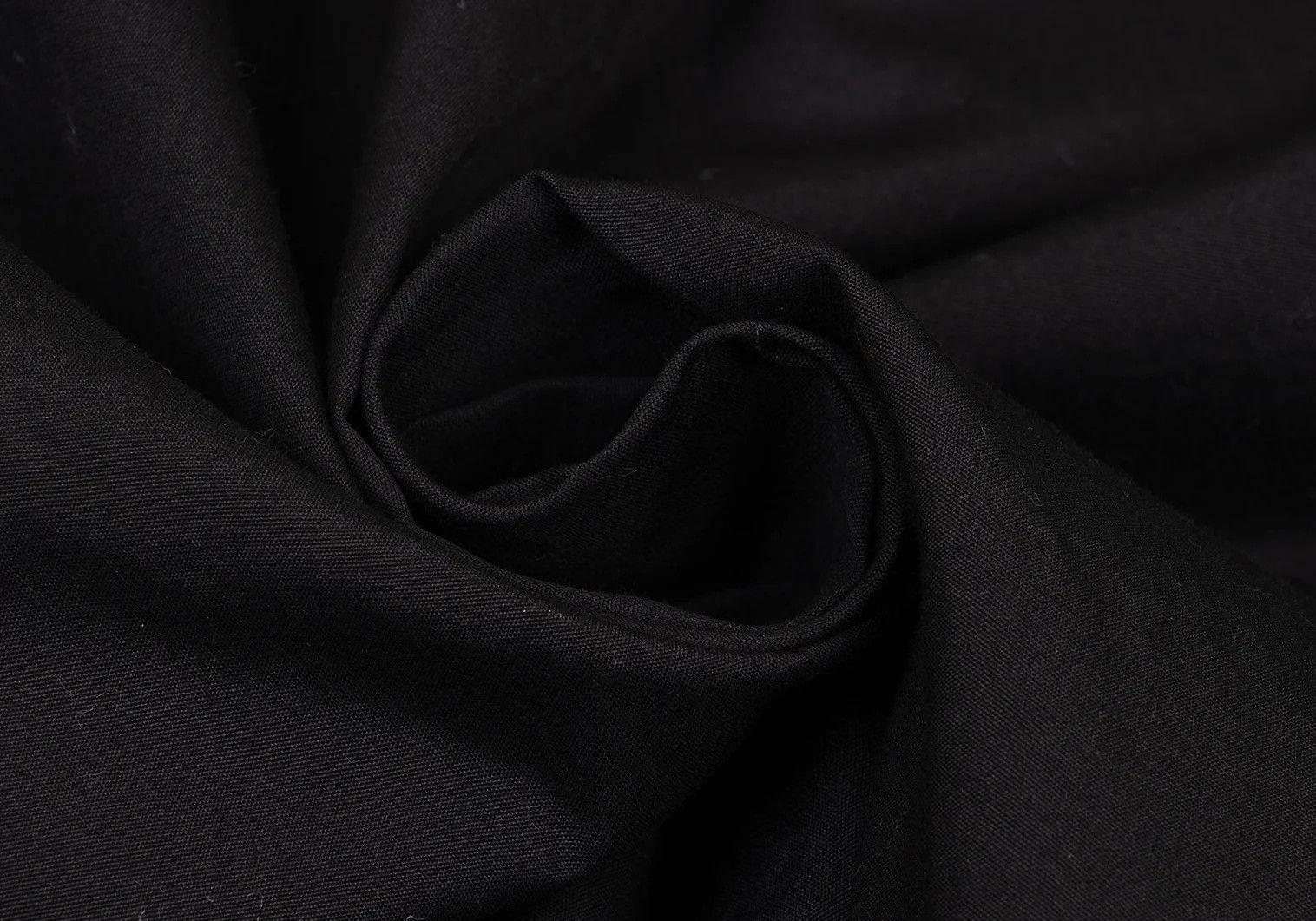 Ganryu Bicolor Short Sleeve Shirt in Black and White, Size M Size US M / EU 48-50 / 2 - 14 Thumbnail