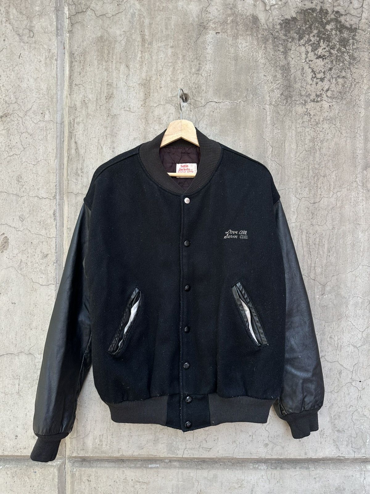 Hard Rock Cafe × Vintage Vintage Varsity Jacket Hard Rock Café Love All Serve all Size US L / EU 52-54 / 3 - 2 Thumbnail
