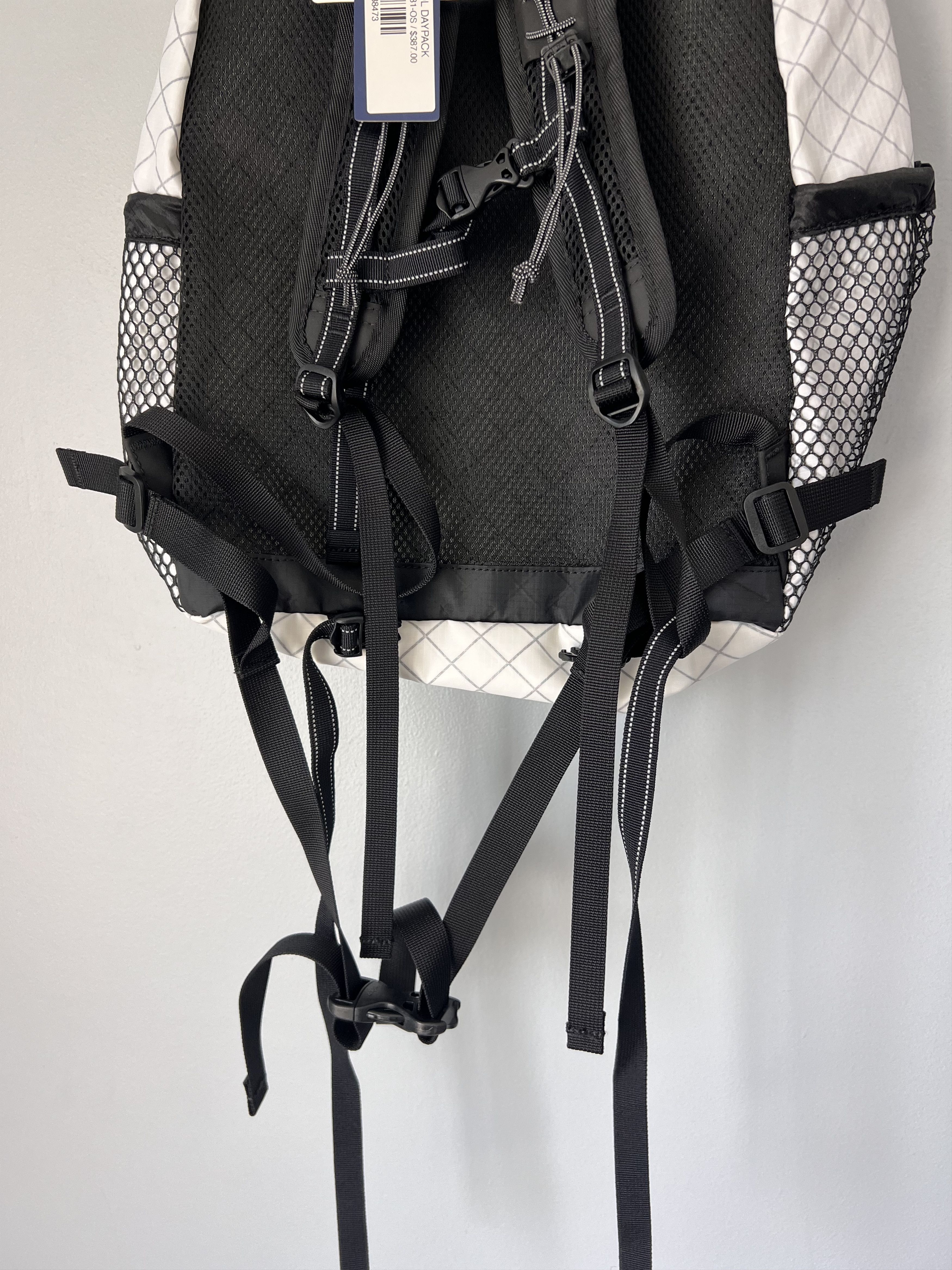 And Wander and Wander Ecopak 20L Daypack Backpack in White Size ONE SIZE - 6 Thumbnail