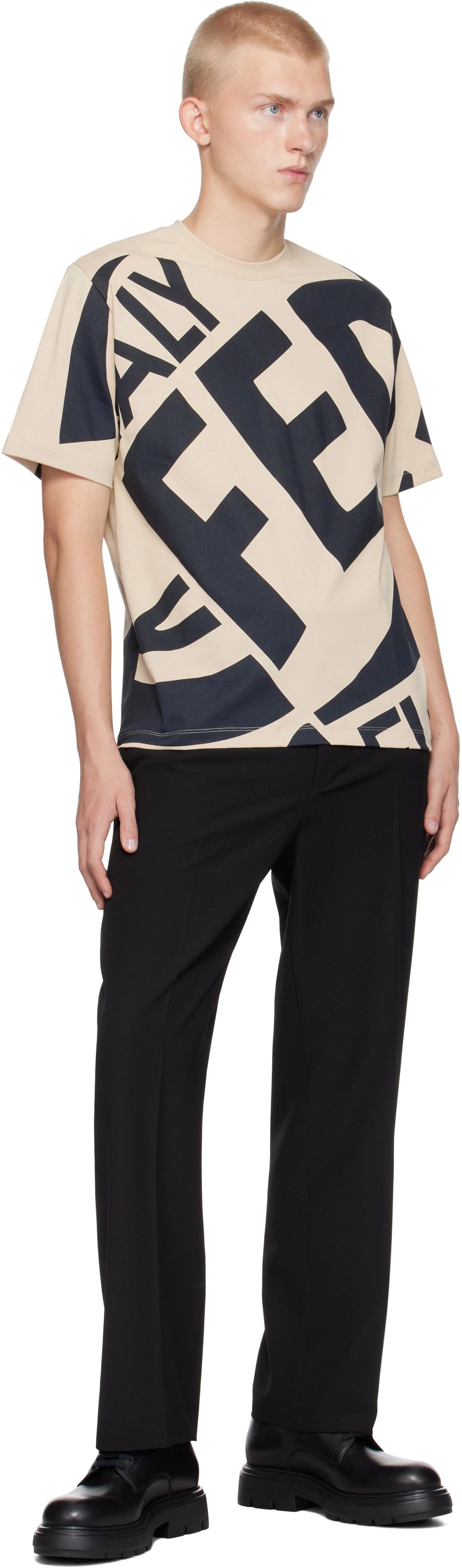 Salvatore Ferragamo o1s1rm0126 Graphic T-Shirt in Beige/Black Size US S / EU 44-46 / 1 - 5 Thumbnail