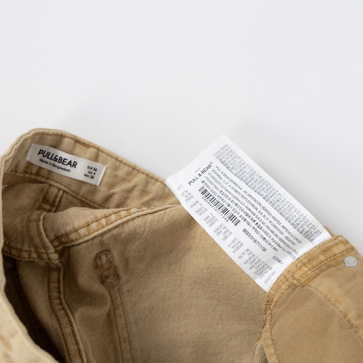 Pull & Bear Pull&Bear Womens Beige Denim Shorts Raw Hem Casual Zip Fly Size 27" / US 4 / IT 40 - 6 Thumbnail