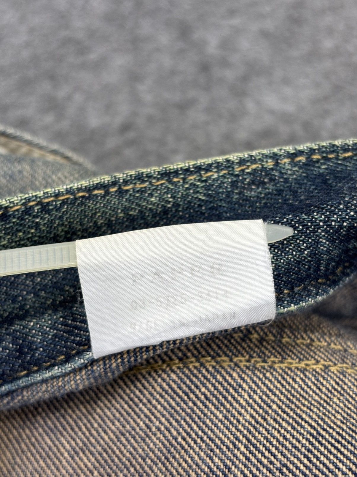 20471120 Archival AW2000 20471120 PAPER RECYCLED DENIM F773 Size US 32 / EU 48 - 22 Thumbnail
