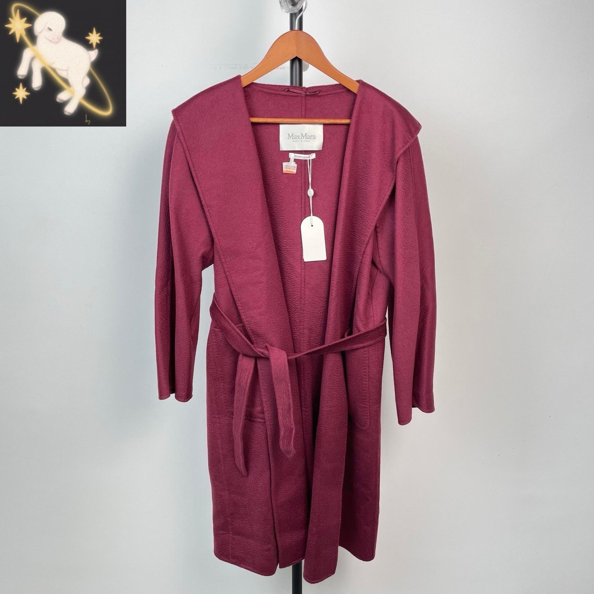 Max Mara Max Mara Red Coat L Women Size L / US 10 / IT 46 - 1 Thumbnail