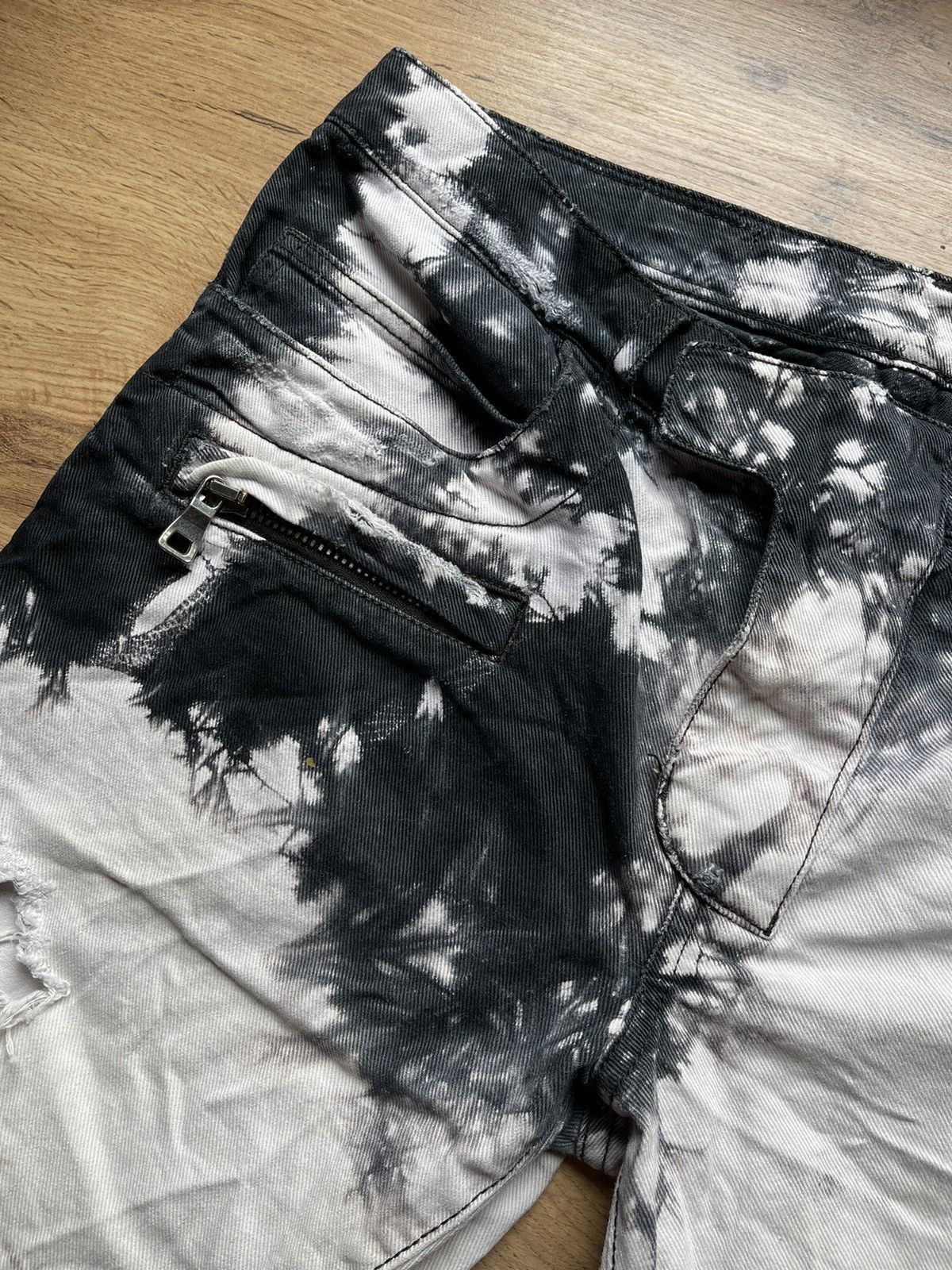 Balmain Balmain Paris tie dye biker shorts Size US 31 - 4 Thumbnail