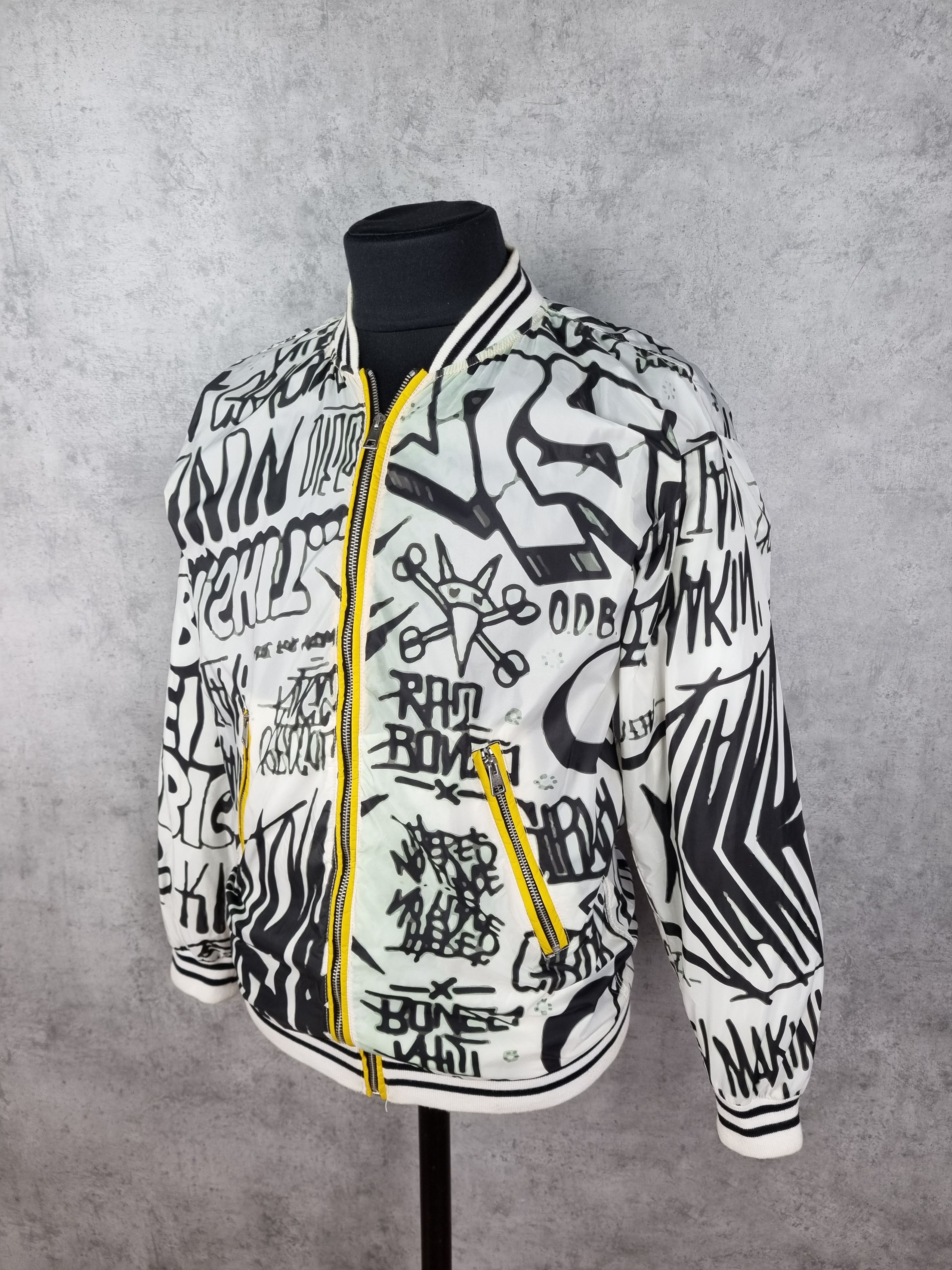 Japanese Brand Vintage Street Art Print Nylon light fabrics jacket Size US L / EU 52-54 / 3 - 3 Thumbnail