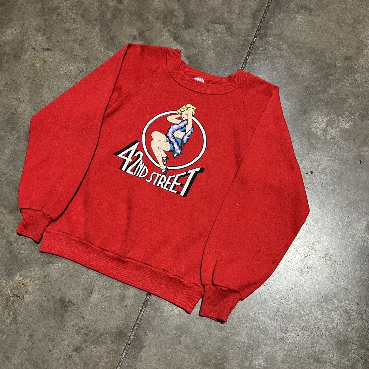 Vintage Vintage 42nd St Musical Crewneck Sweatshirt Raglan 80s USA Size US S / EU 44-46 / 1 - 2 Thumbnail