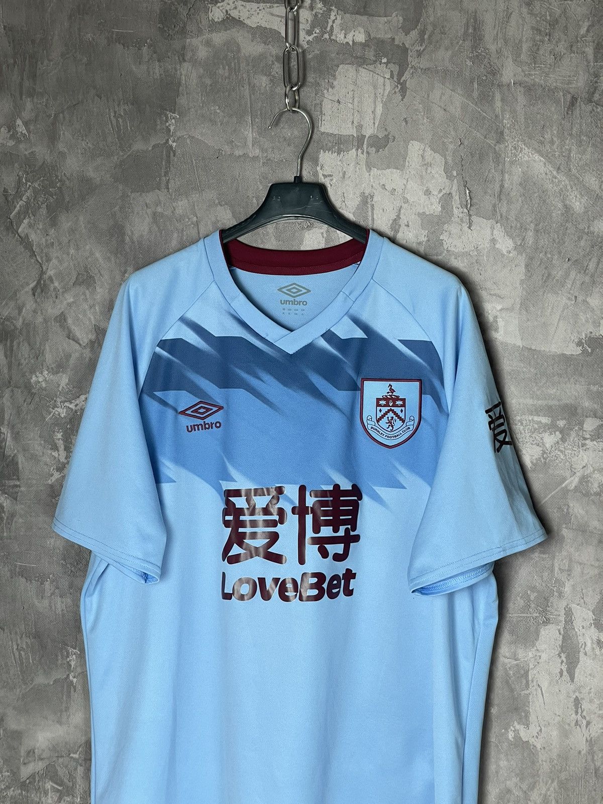 Umbro Umbro Burnley 2019/2020 Away Jersey T-Shirt Size XL Size US XL / EU 56 / 4 - 2 Thumbnail