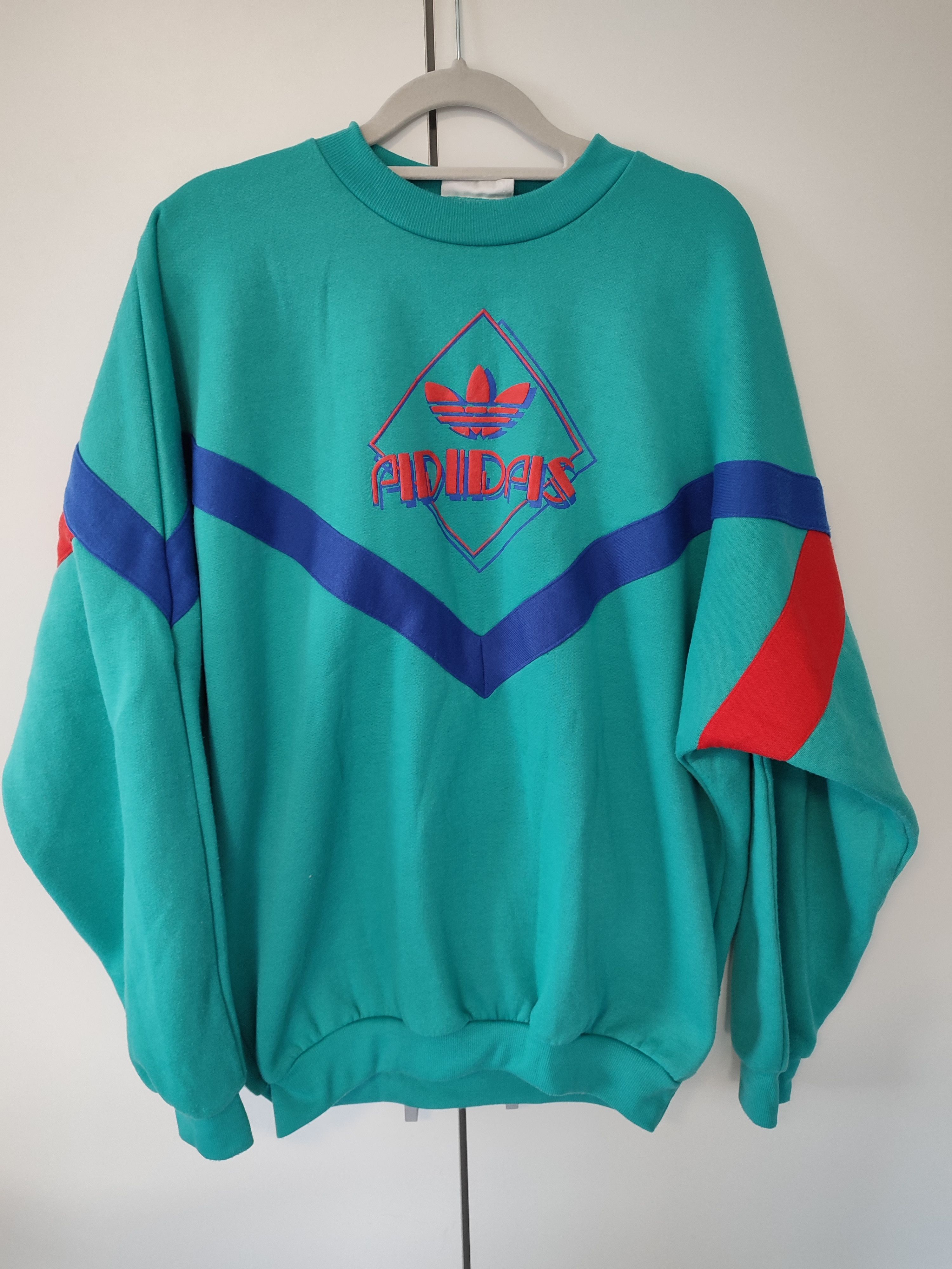 Adidas Vintage Adidas Sweatshirt size L Size US L / EU 52-54 / 3 - 1 Thumbnail