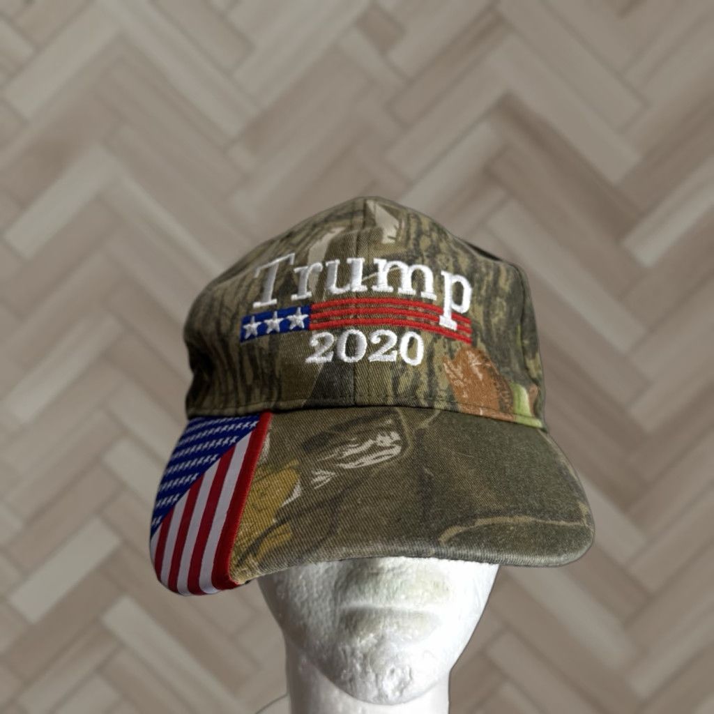 VINTAGE Trump 2020 Hat Camo OSFM Baseball Cap Men One Size Multicolor Colorful Cap