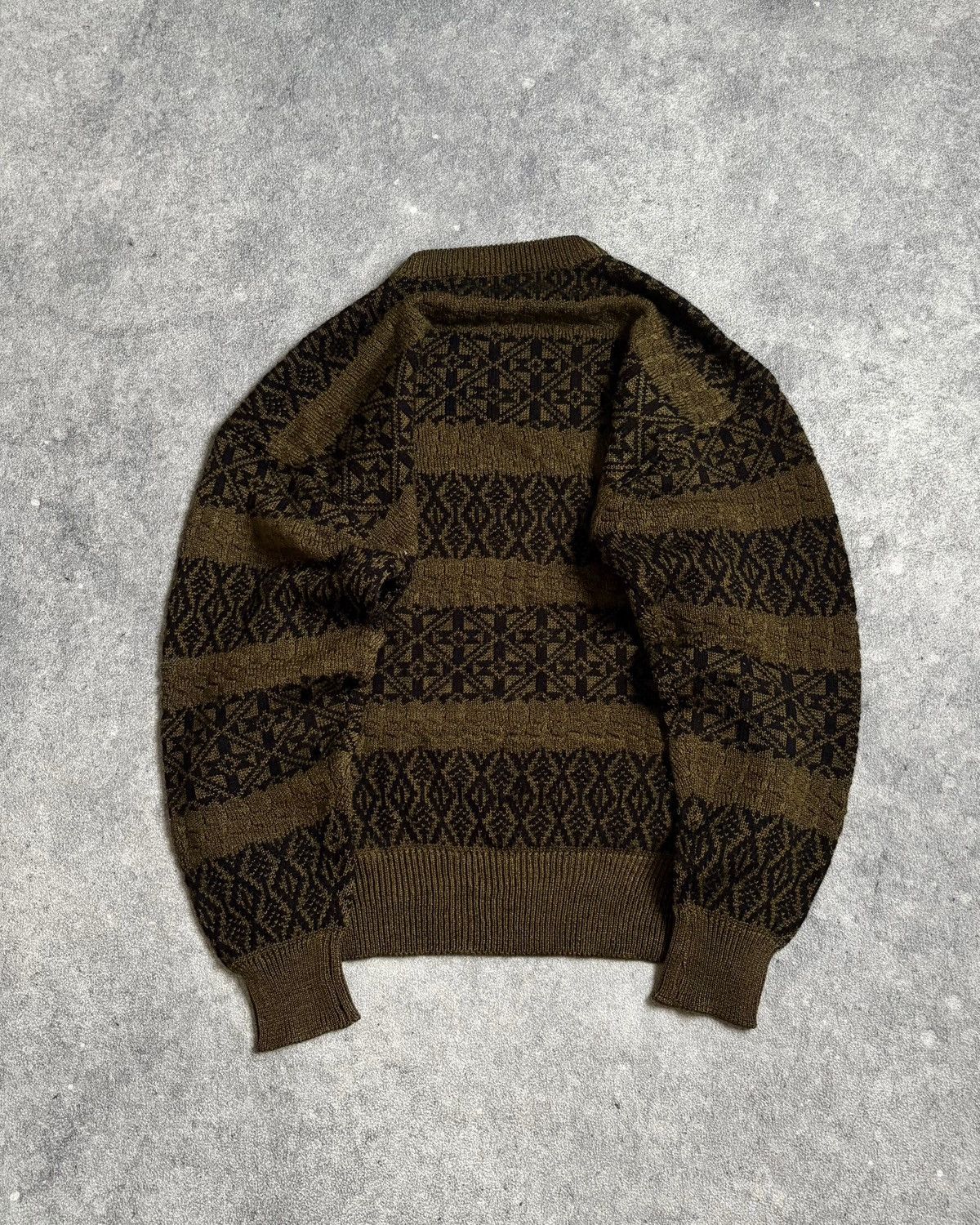 Vintage 2000s Olive Green & Black Pattern Knit Sweater Size US L / EU 52-54 / 3 - 3 Thumbnail