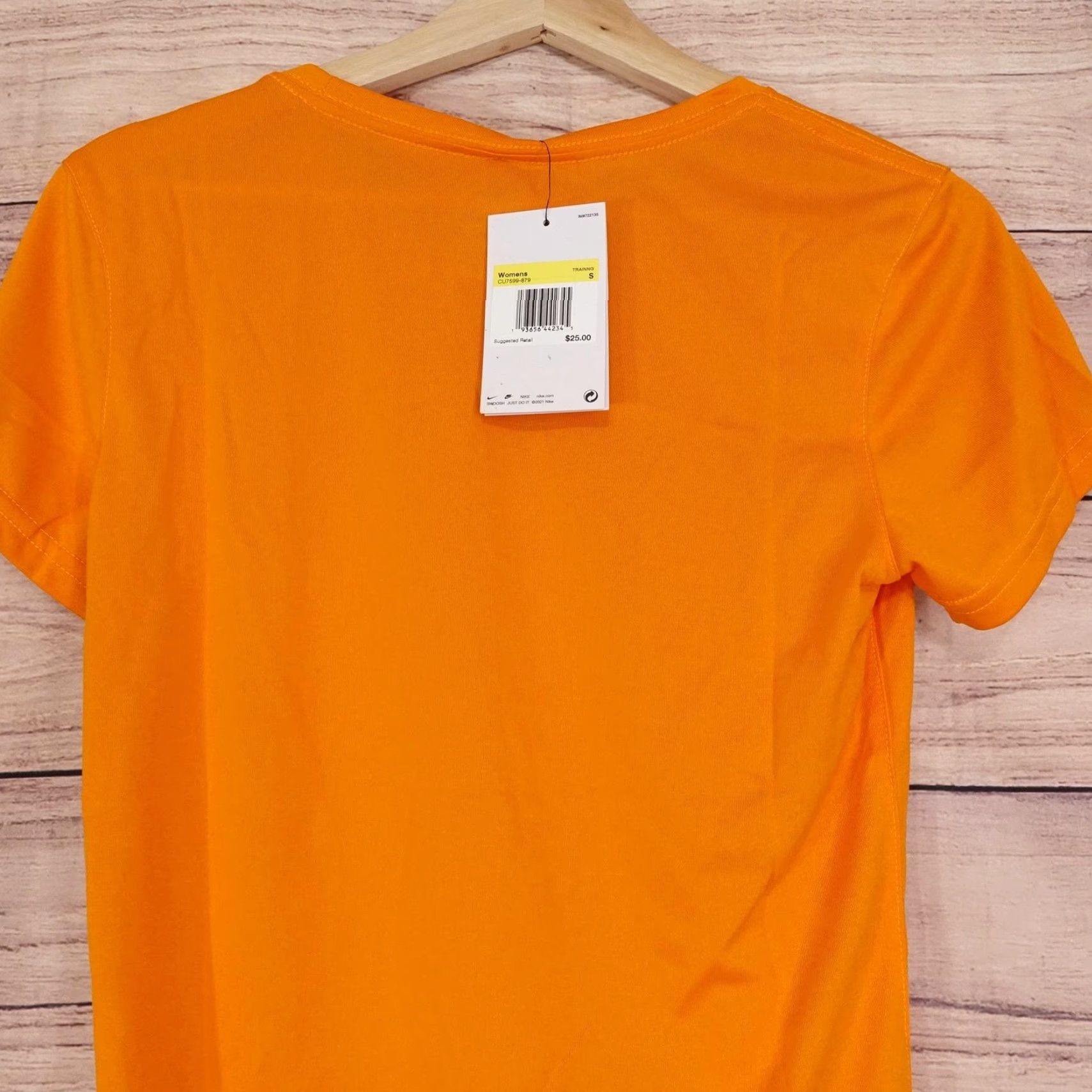 Nike Nike Shirt Womens Small Orange Dri-FIT Athletic Training Tee Lightweight CU7599-879 Size S / US 4 / IT 40 - 5 Thumbnail