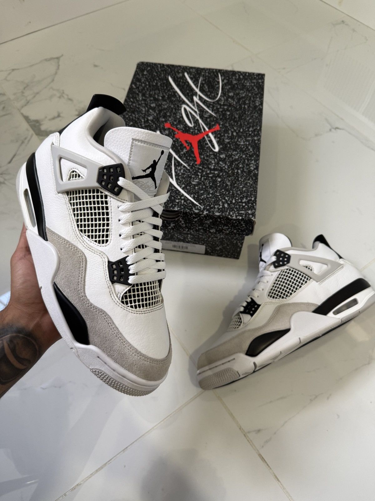 Jordan Brand Jordan 4 military black Size US 10.5 / EU 43-44 - 1 Thumbnail