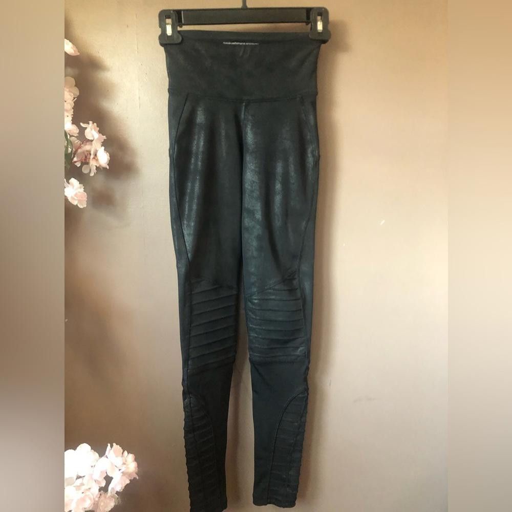 Other Compression Leggings by Human performance engineering pants Size 26" / US 2 / IT 38 - 4 Thumbnail