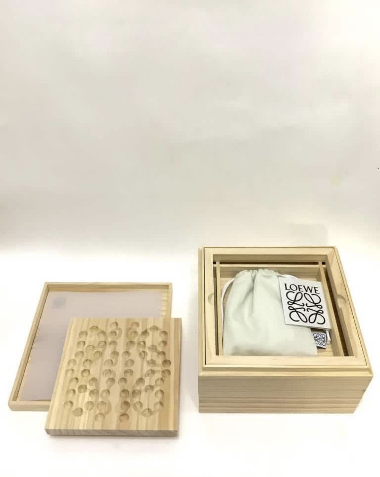 Loewe ♟️Loewe VIP wooden anagram chess board storage jewelry box Size ONE SIZE - 1 Thumbnail