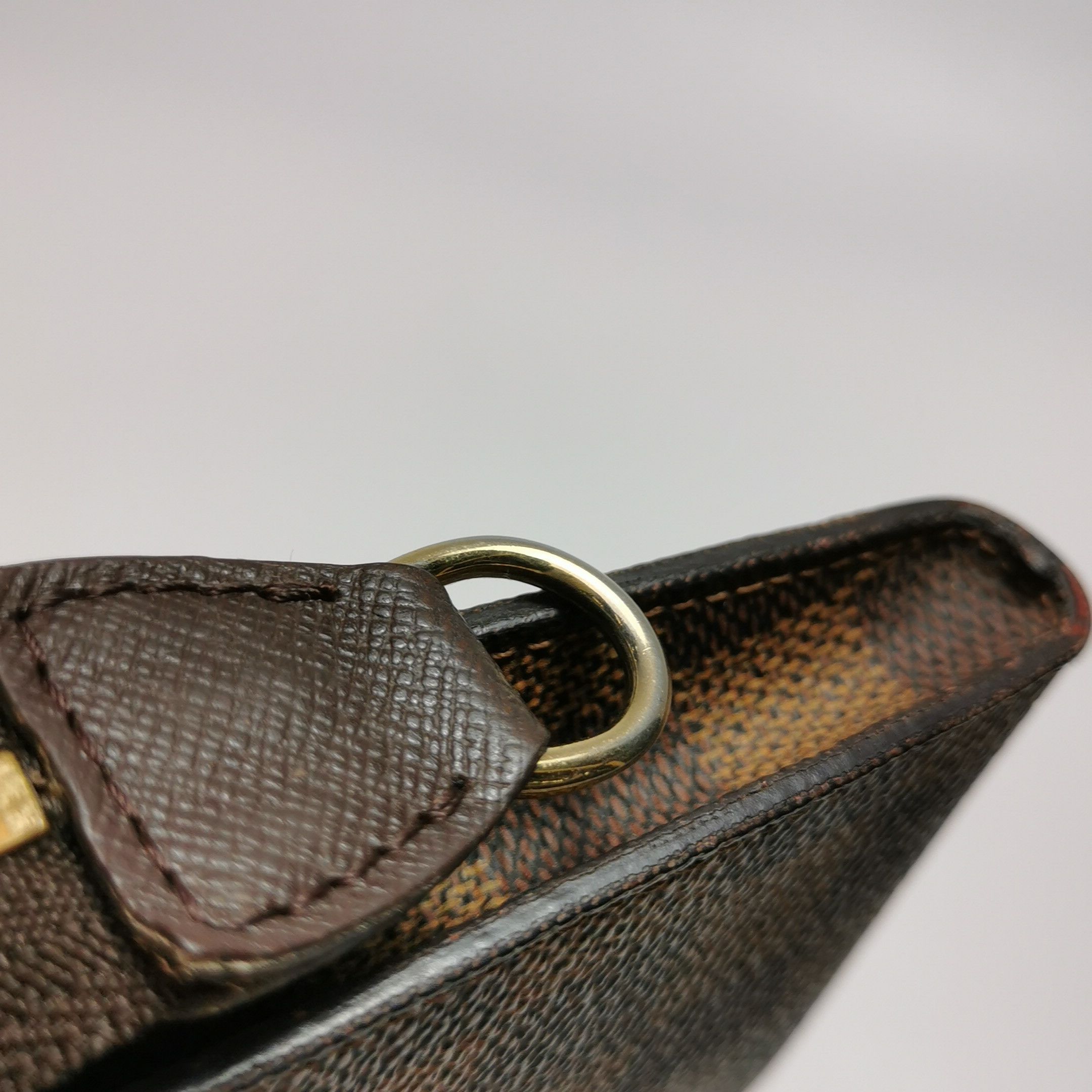 Louis Vuitton Louis Vuitton (LV) toiletry bag cowhide checkerboard second Size ONE SIZE - 4 Thumbnail