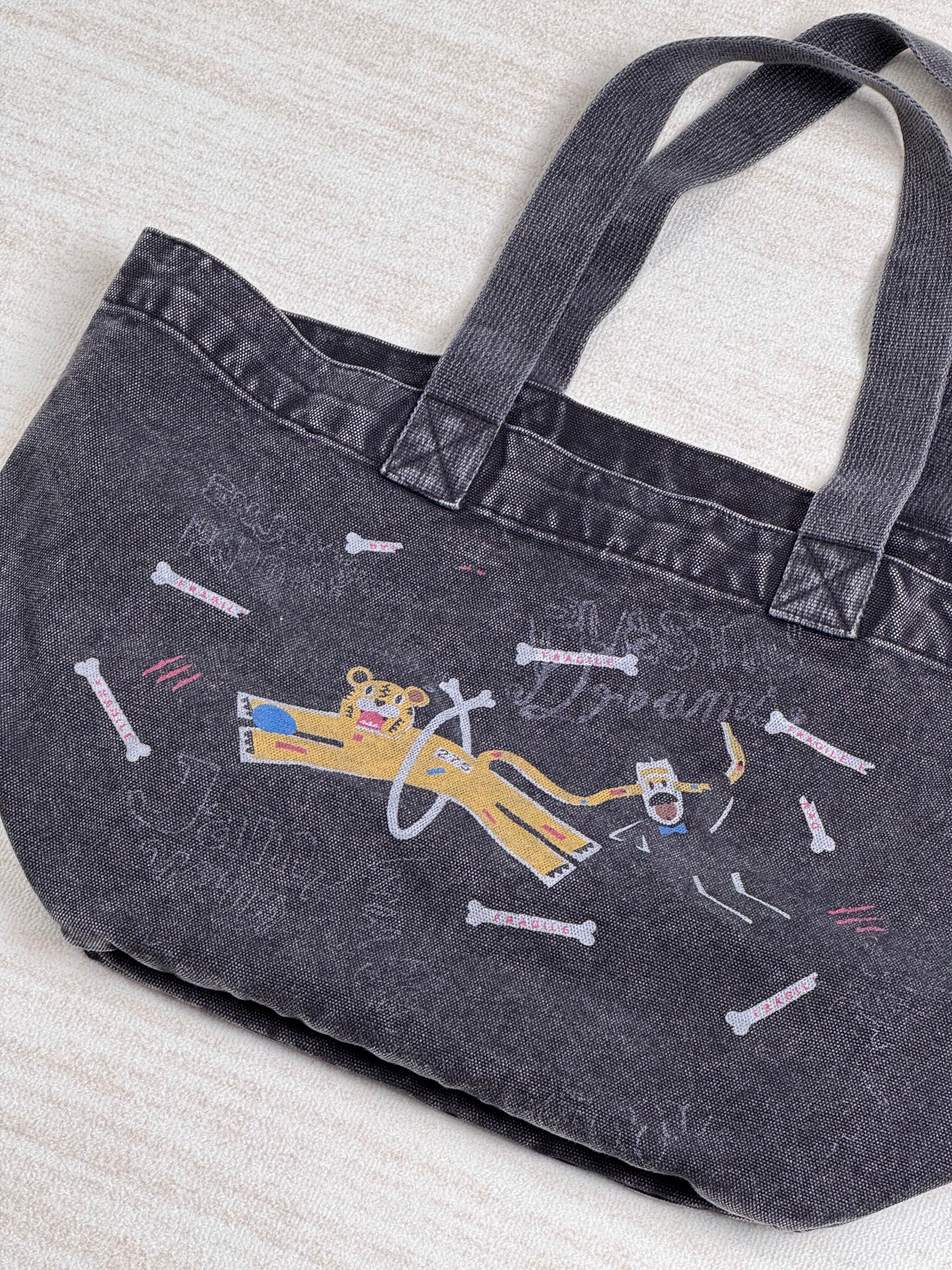 Maison MIHARA YASUHIRO Maison Mihara Yasuhiro Unisex Tote Bag Size ONE SIZE - 1 Thumbnail