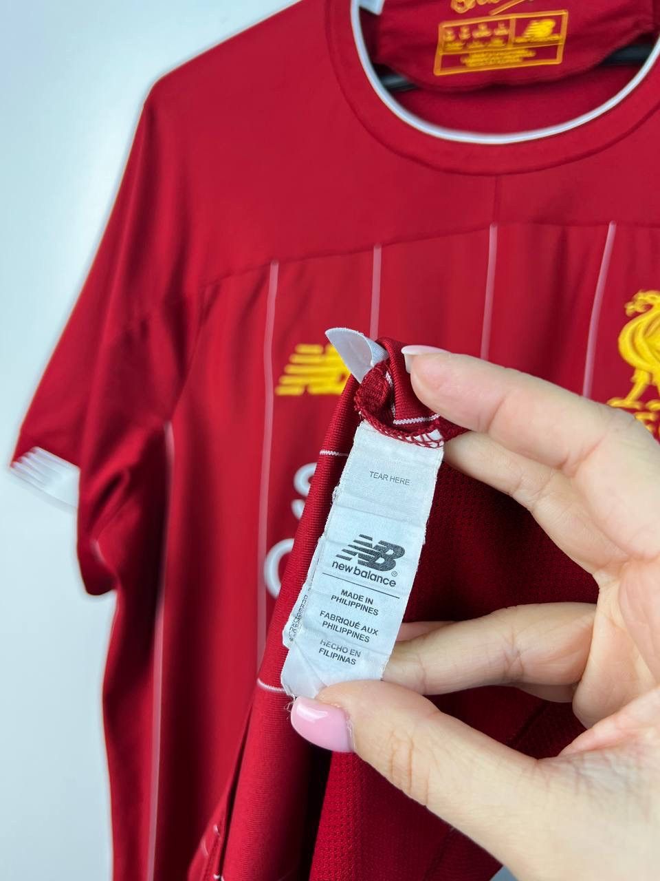 New Balance Liverpool New Balance Jersey vintage t-shirts size M Size US M / EU 48-50 / 2 - 6 Thumbnail