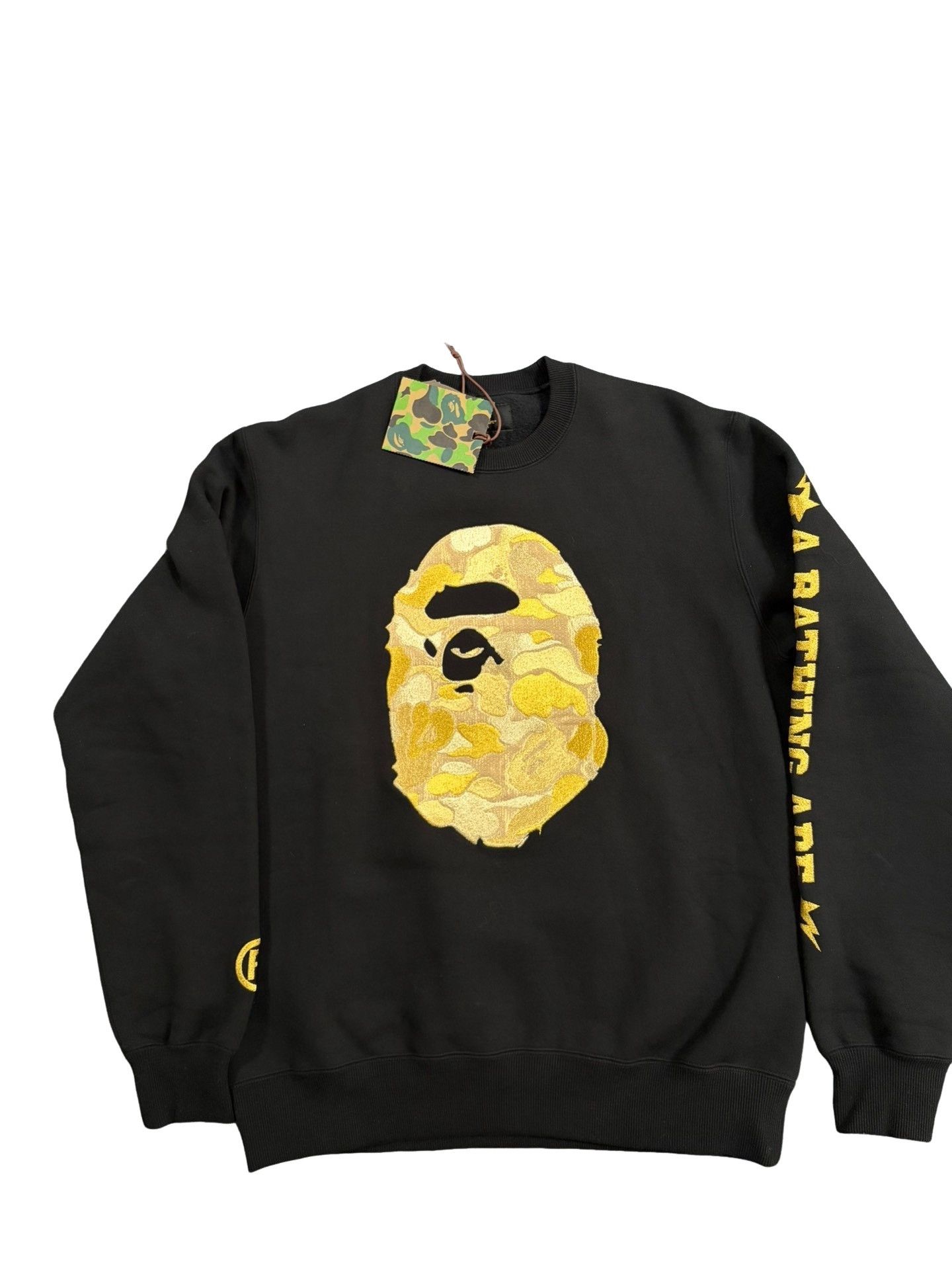 Bape A Bathing Ape Gold Camo Head Sweatshirt Size L Size US L / EU 52-54 / 3 - 1 Thumbnail