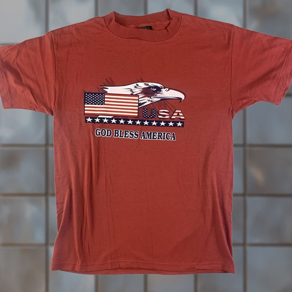 Changes VINTAGE Changes tag God Bless America Single Stitch T-Shirt Mens Med Made In USA Shirt Mens Medium Red USA 90s Flag Patriotic Logo Streetwear Size US M / EU 48-50 / 2 - 1 Thumbnail