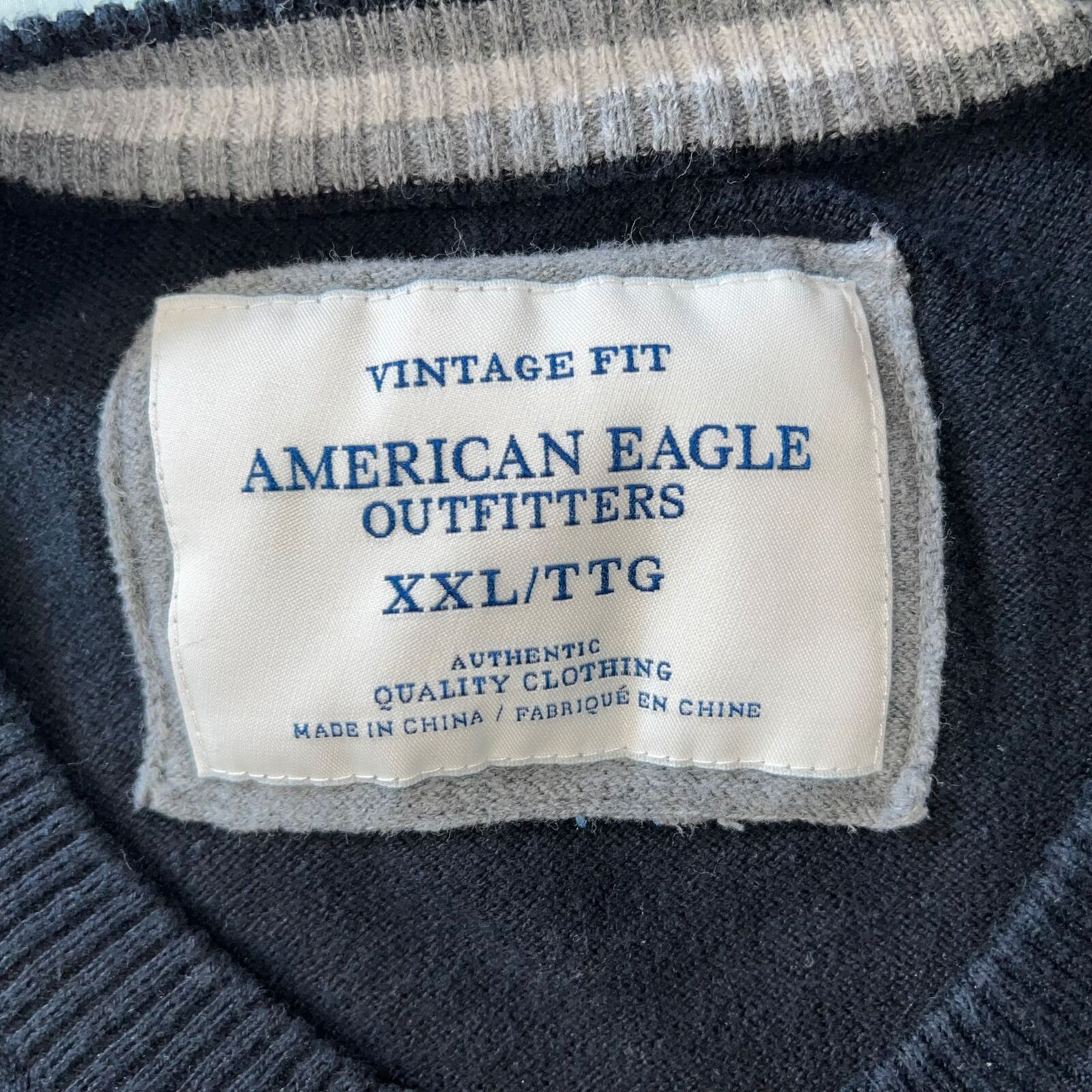 American Eagle Outfitters American Eagle Sweater VNeck Pullover Long Sleeve VintageFit Size US XXL / EU 58 / 5 - 6 Thumbnail