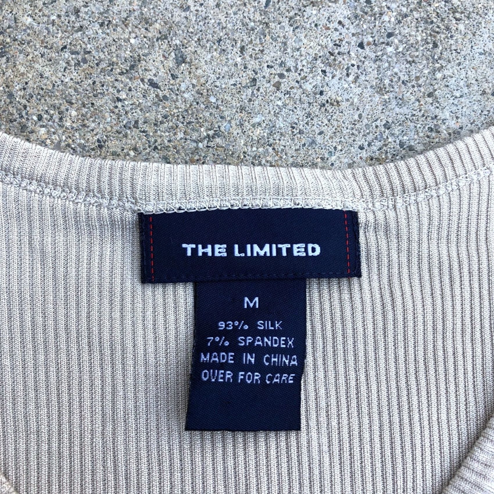 Vintage VTG THE LIMITED Silk Blend Ribbed Blouse Top Shirt Women's MEDIUM Beige V Neck Size M / US 6-8 / IT 42-44 - 4 Thumbnail