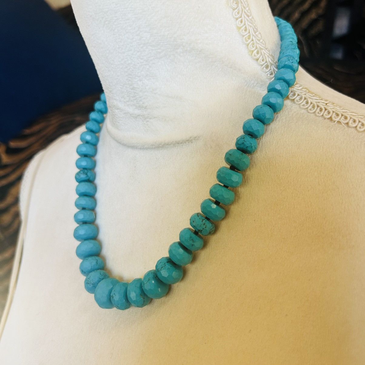 Vintage Vintage Lucas Lameth faceted graduated knotted necklace Size ONE SIZE - 3 Thumbnail