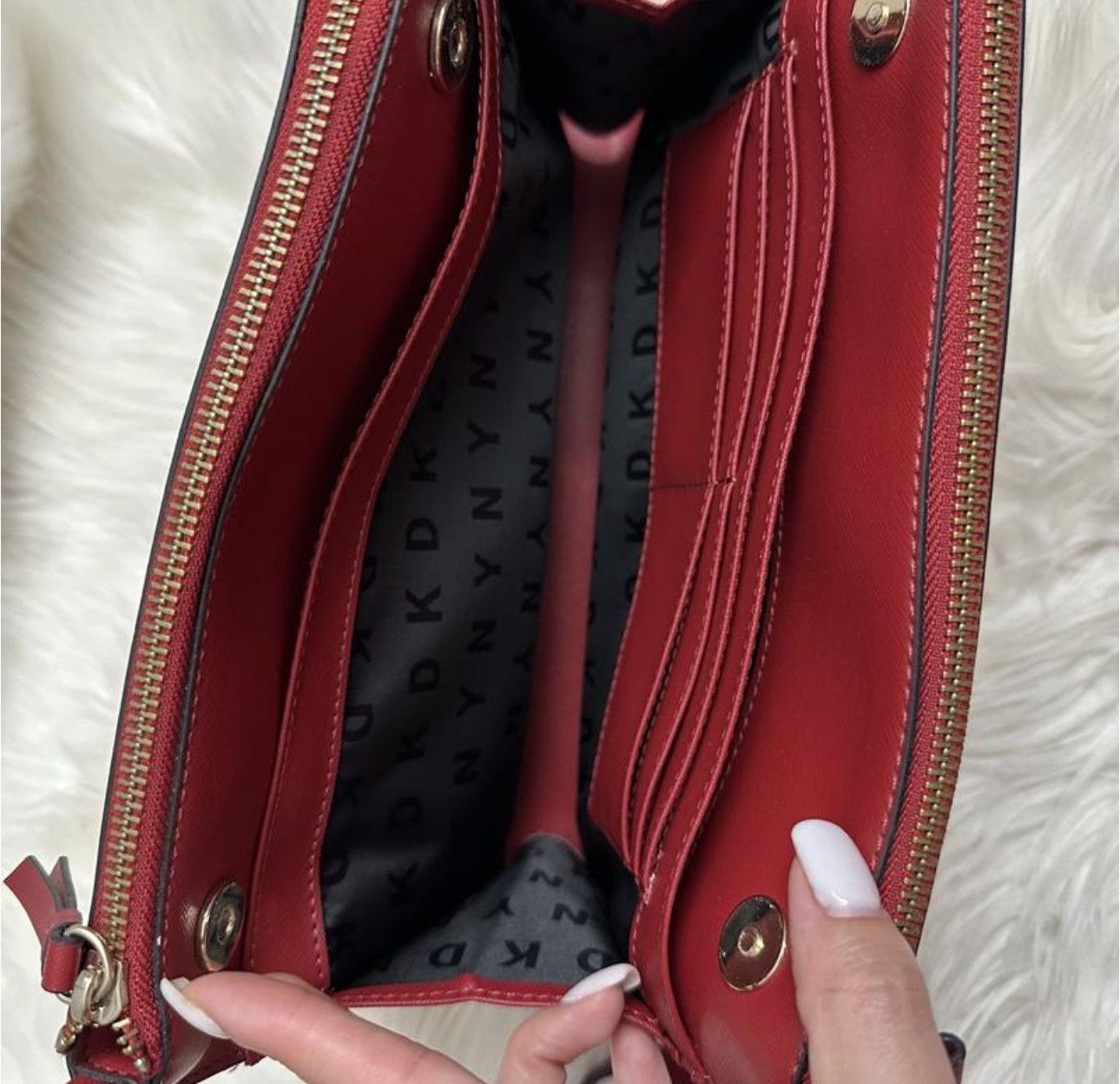 Designer DKNY Red Saffiano Leather Double Logo Crossbody Size ONE SIZE - 5 Thumbnail