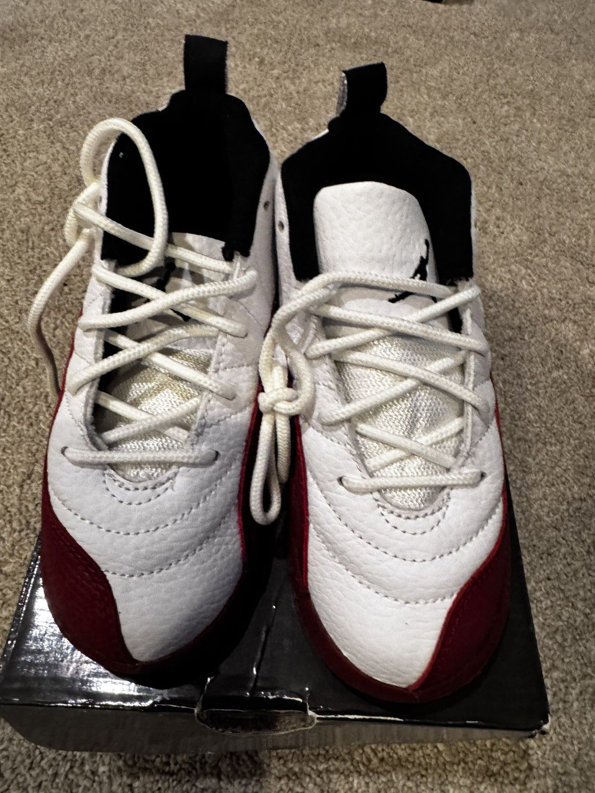 Jordan Brand Jordan 12 kids 10C white/red Size US 10 / EU 43 - 2 Thumbnail