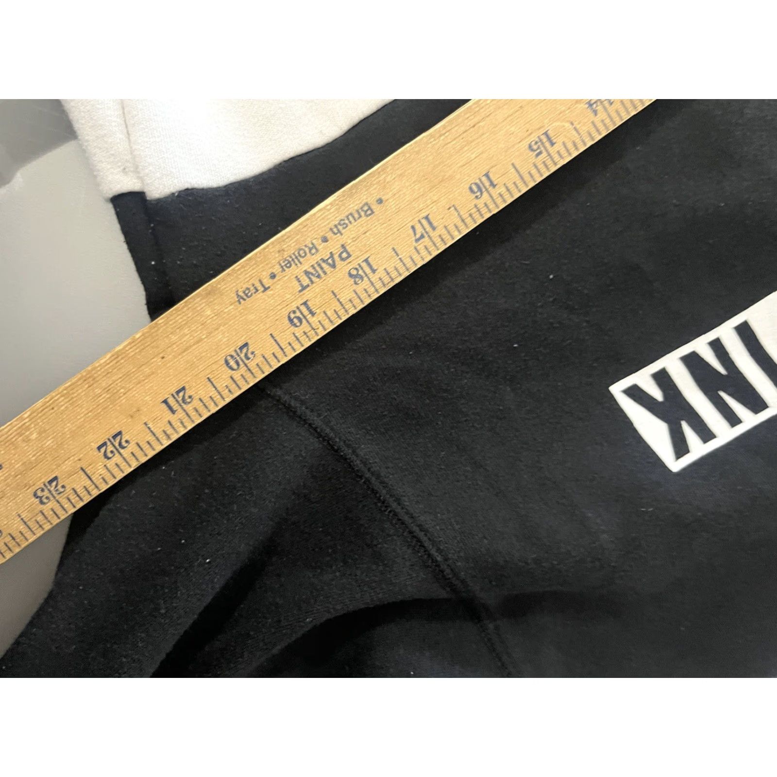 Victoria's Secret VINTAGE Victoria's Secret PINK Black Lightweight Hoodie Pullover Activewear Size XS Womens Size XS / US 0-2 / IT 36-38 - 5 Thumbnail