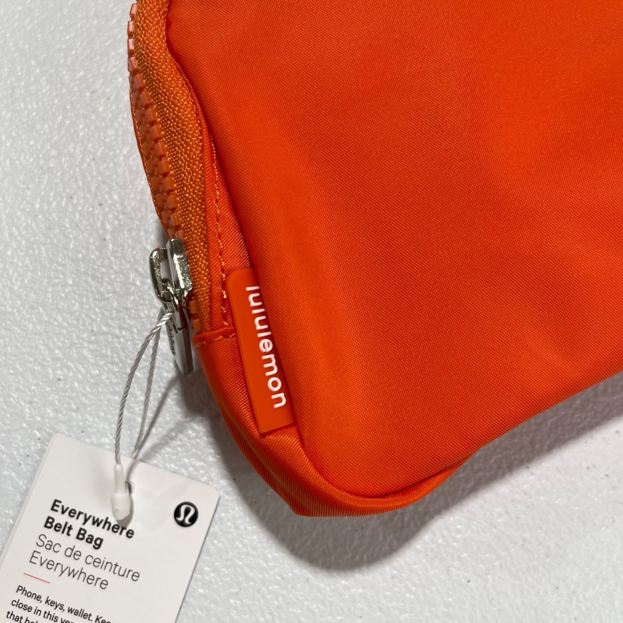 Lululemon NWT LULULEMON EVERYWHERE BELT BAG 1L - ORANGE Size ONE SIZE - 3 Thumbnail