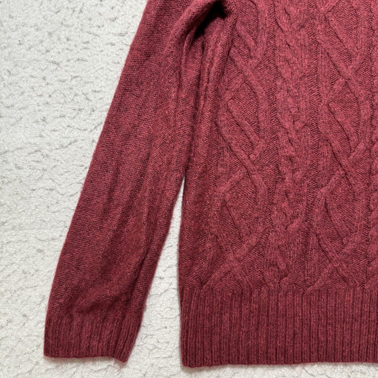 Croft & Barrow Croft & Barrow Medium Crewneck Burgundy Cable Knit Sweater Size M / US 6-8 / IT 42-44 - 6 Thumbnail